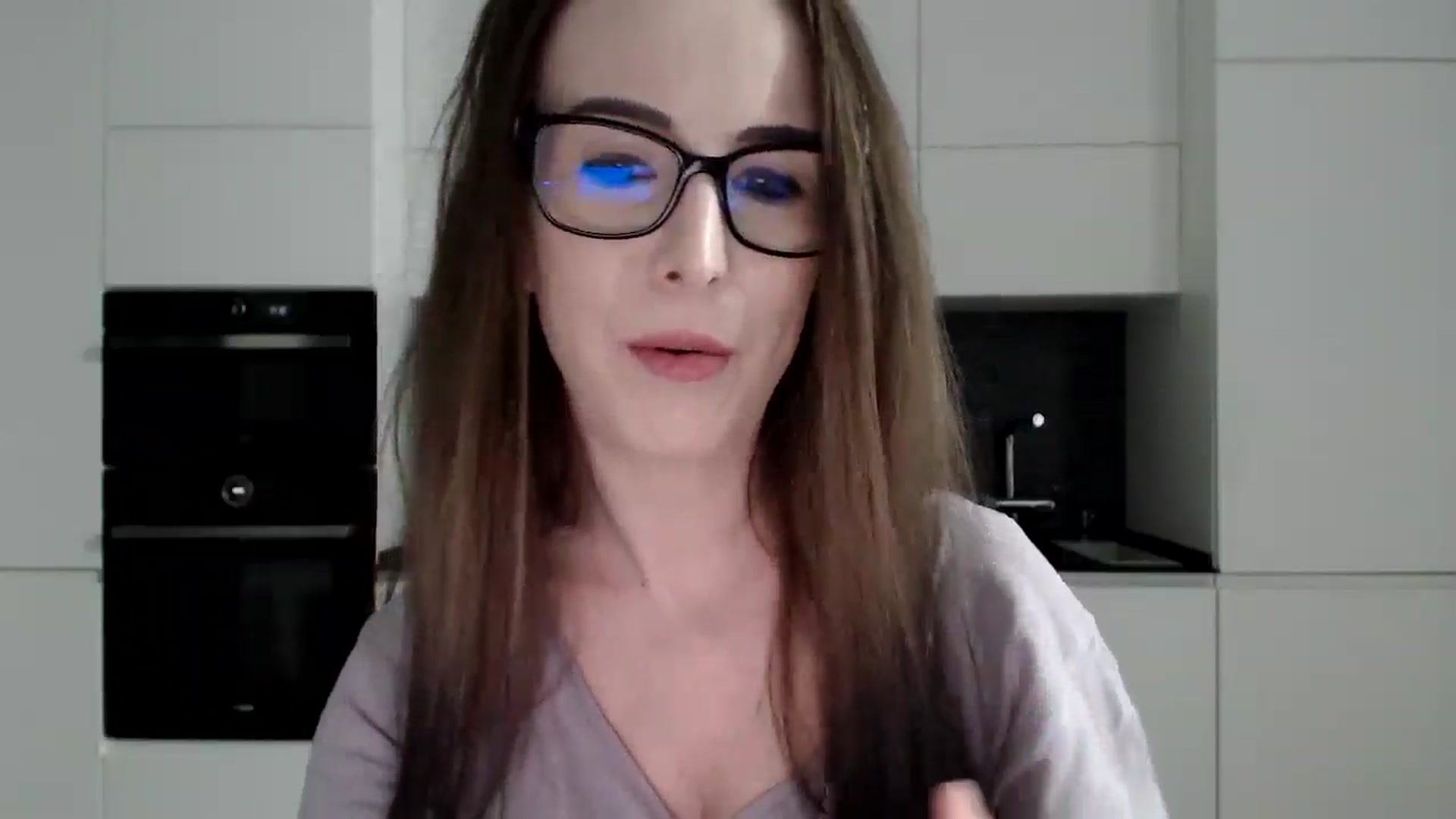 Gallery image thumbnail from Alexys23's myfreecams stream on, 02/10/2025, 03:38 image 11 of 20