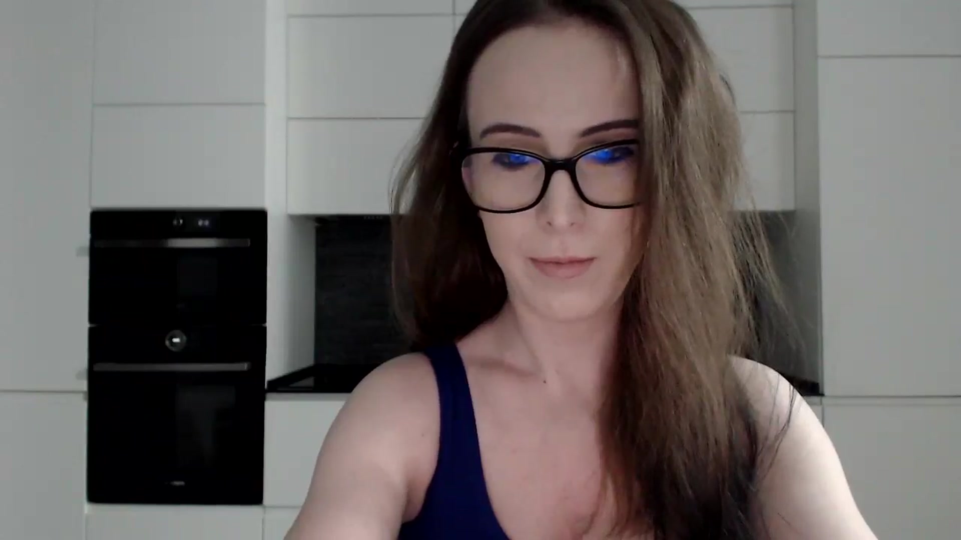 Gallery image thumbnail from Alexys23's myfreecams stream on, 03/09/2025, 01:53 image 3 of 20
