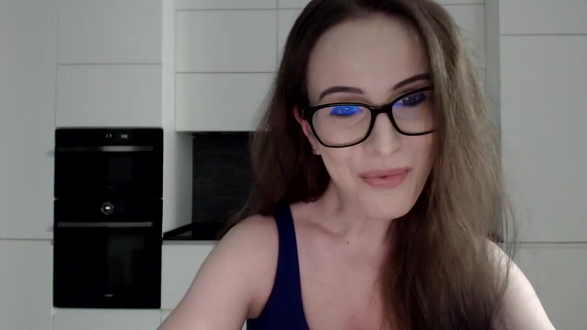 Gallery image thumbnail from Alexys23's myfreecams stream on, 03/09/2025, 01:53 image 14 of 20