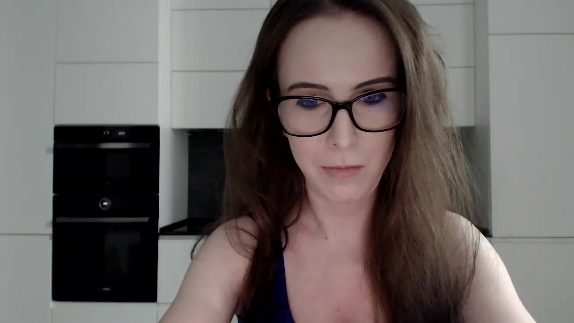 Gallery image thumbnail from Alexys23's myfreecams stream on, 03/09/2025, 01:53 image 12 of 20