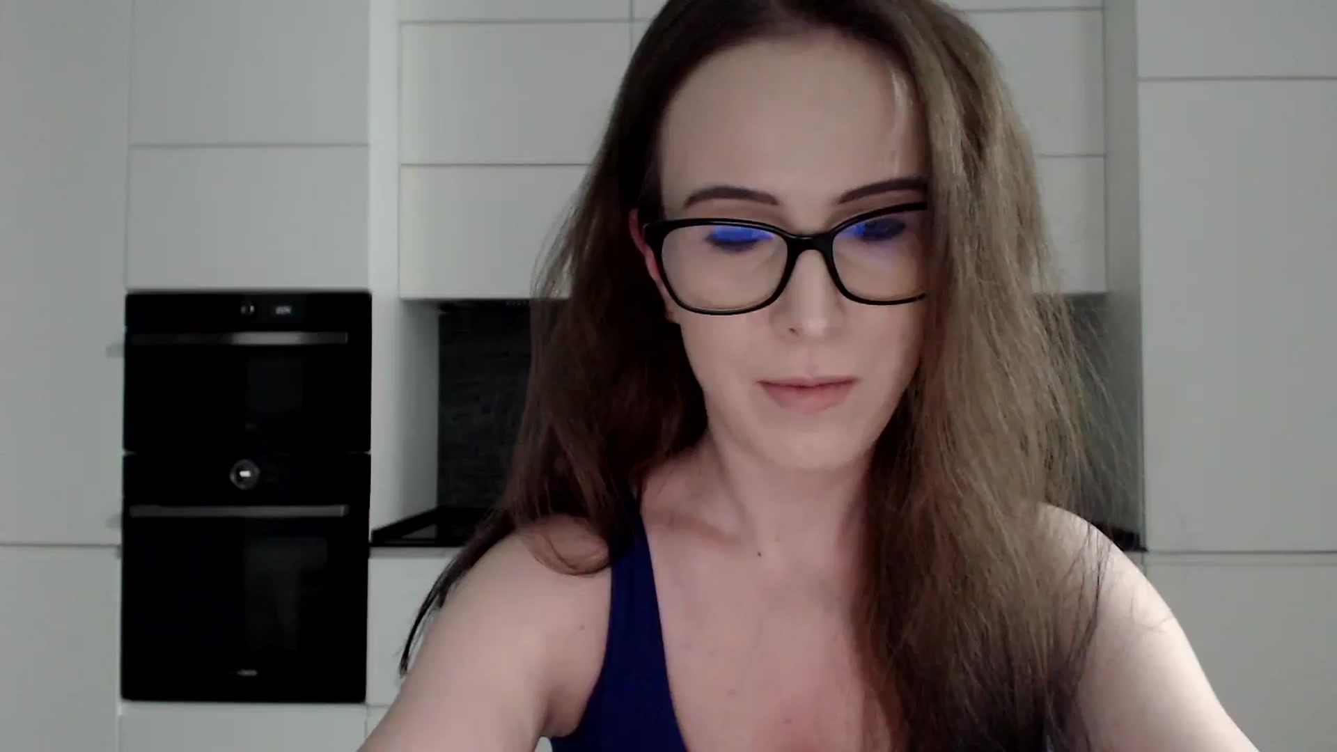 Gallery image thumbnail from Alexys23's myfreecams stream on, 03/09/2025, 01:53 image 9 of 20