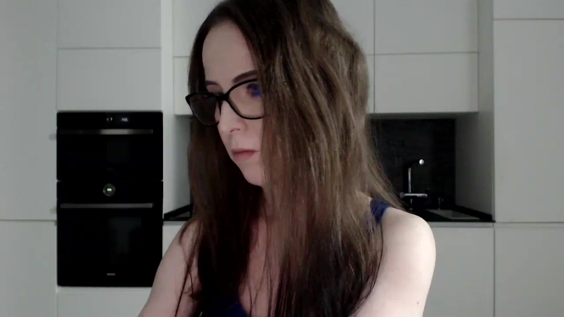 Gallery image thumbnail from Alexys23's myfreecams stream on, 03/09/2025, 04:44 image 4 of 20
