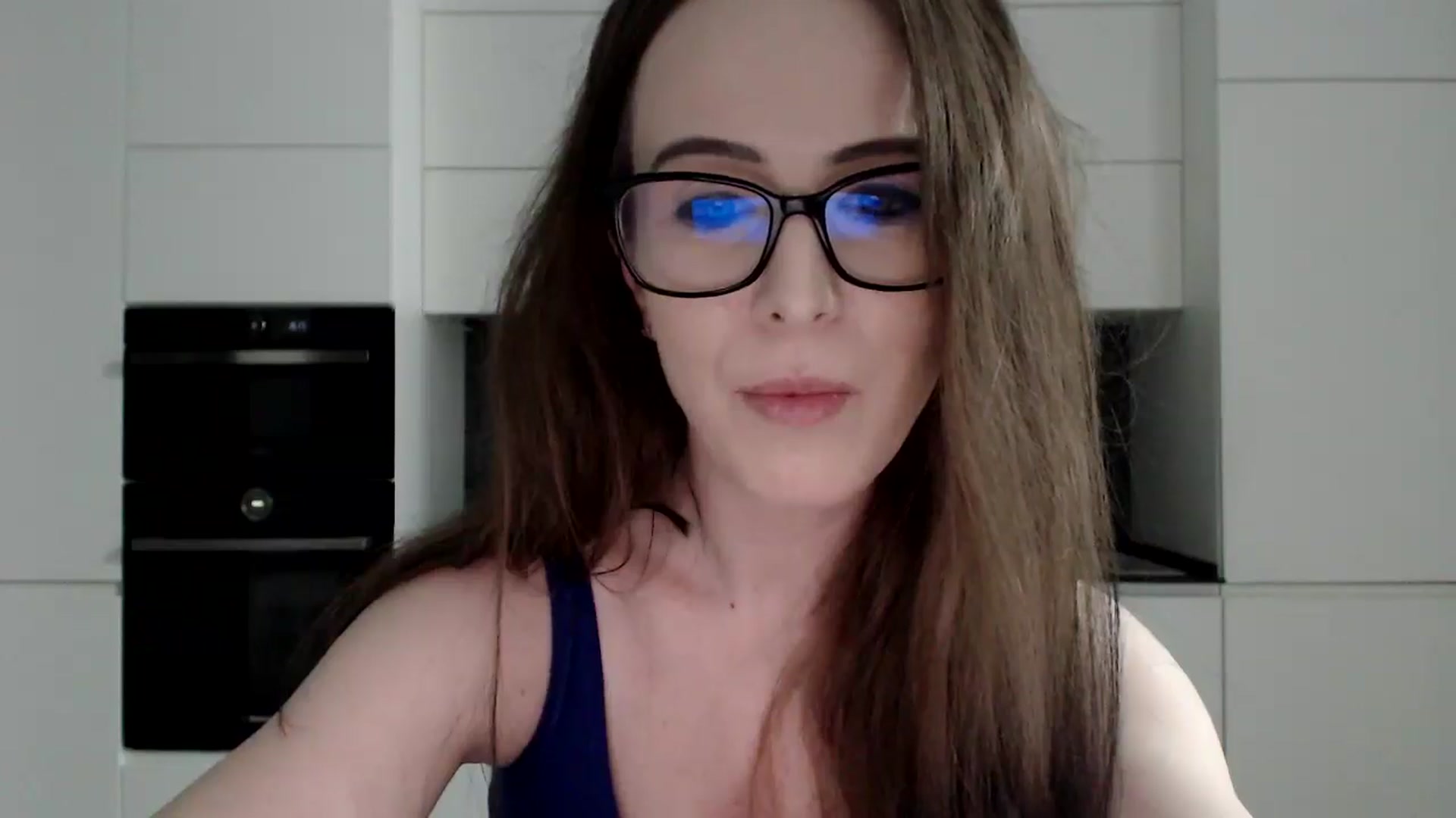 Gallery image thumbnail from Alexys23's myfreecams stream on, 03/09/2025, 04:44 image 17 of 20