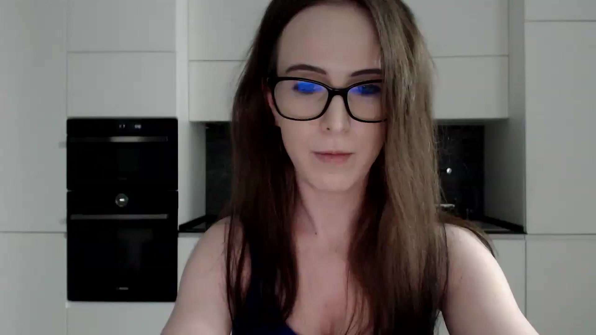 Gallery image thumbnail from Alexys23's myfreecams stream on, 03/09/2025, 05:09 image 1 of 20