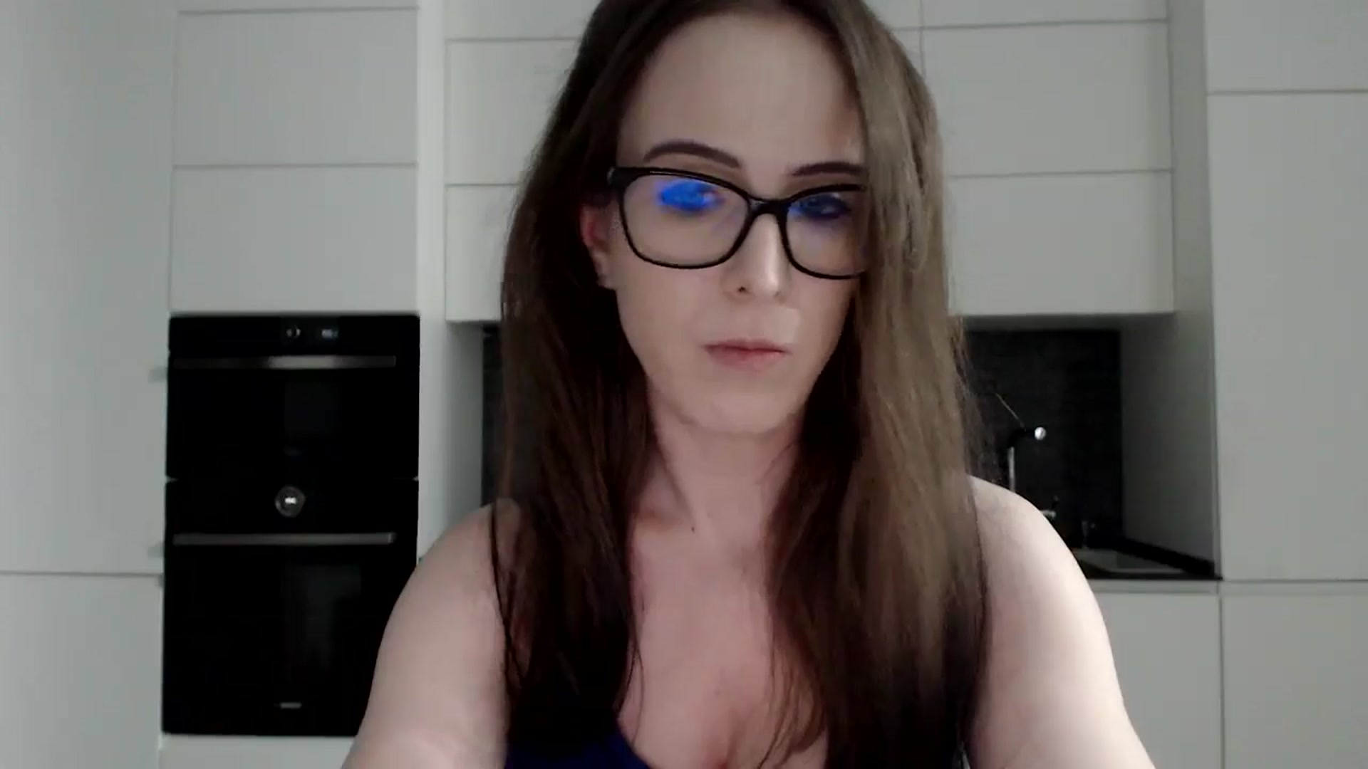 Gallery image thumbnail from Alexys23's myfreecams stream on, 03/09/2025, 05:09 image 15 of 20