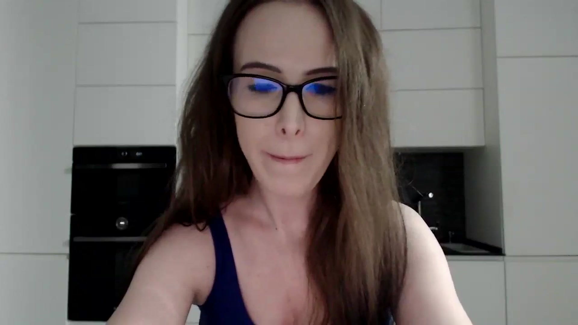 Gallery image thumbnail from Alexys23's myfreecams stream on, 03/09/2025, 05:09 image 10 of 20
