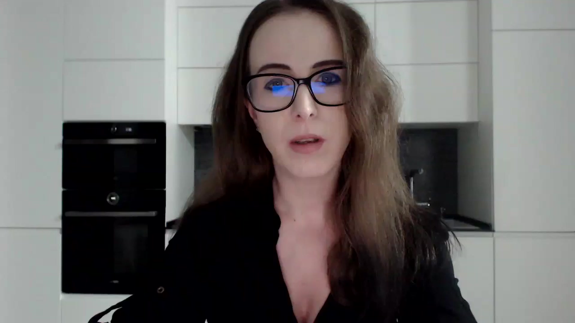 Gallery image thumbnail from Alexys23's myfreecams stream on, 03/30/2025, 01:58 image 15 of 20
