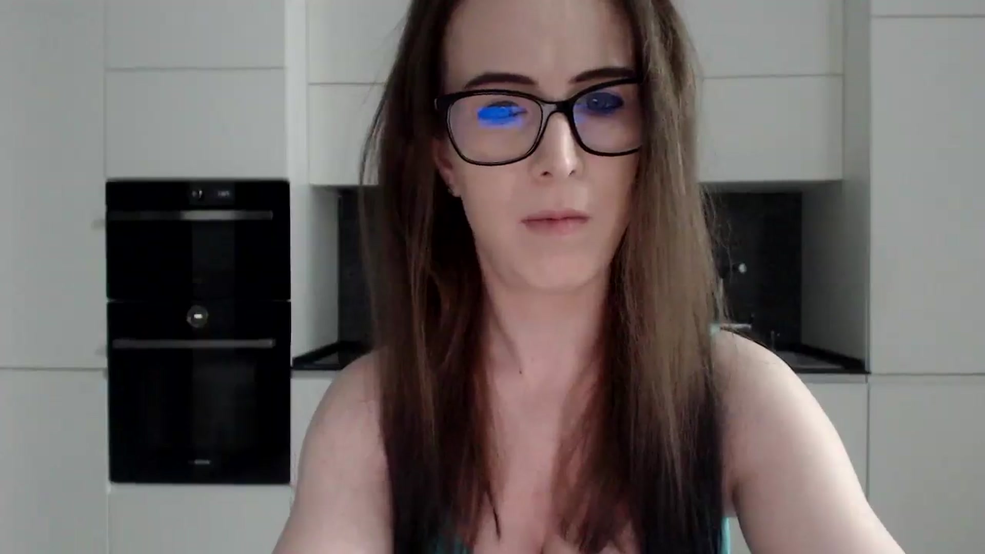 Gallery image thumbnail from Alexys23's myfreecams stream on, 04/13/2025, 01:02 image 18 of 20