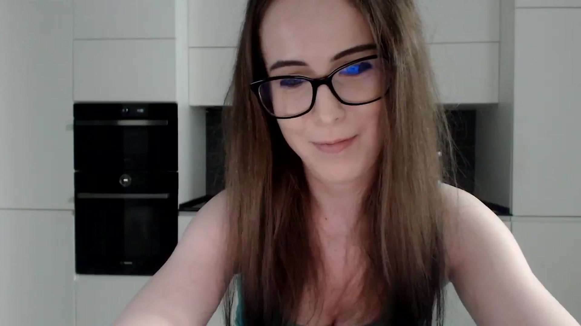 Gallery image thumbnail from Alexys23's myfreecams stream on, 04/13/2025, 04:05 image 5 of 20