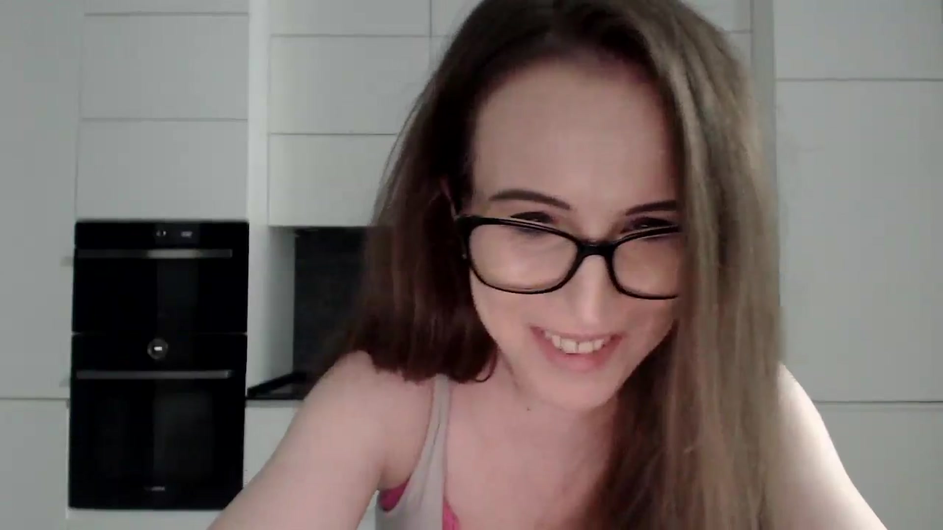 Gallery image thumbnail from Alexys23's myfreecams stream on, 04/14/2025, 03:08 image 15 of 20