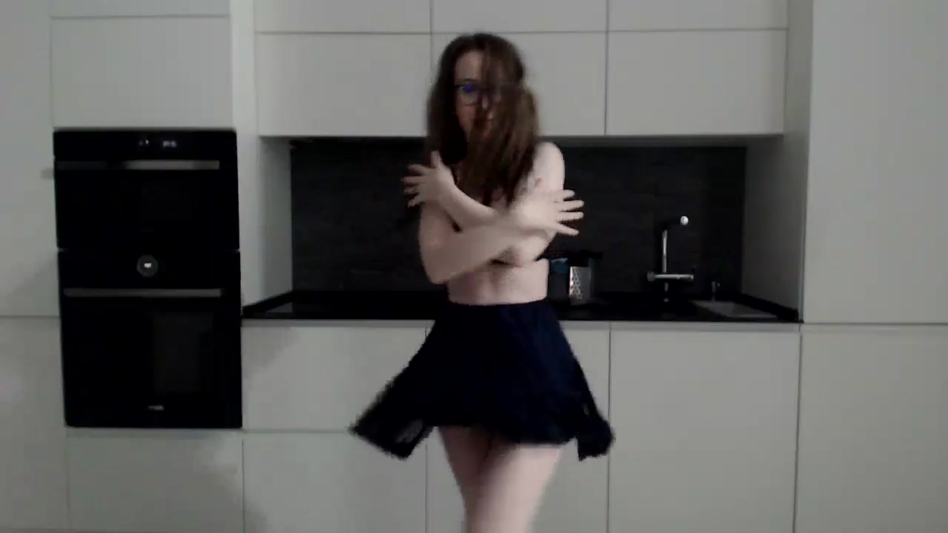 Gallery image thumbnail from Alexys23's myfreecams stream on, 04/20/2025, 19:48 image 8 of 20