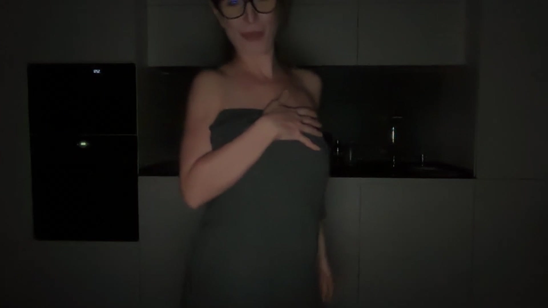 Gallery image thumbnail from Alexys23's myfreecams stream on, 10/05/2025, 21:13 image 2 of 20