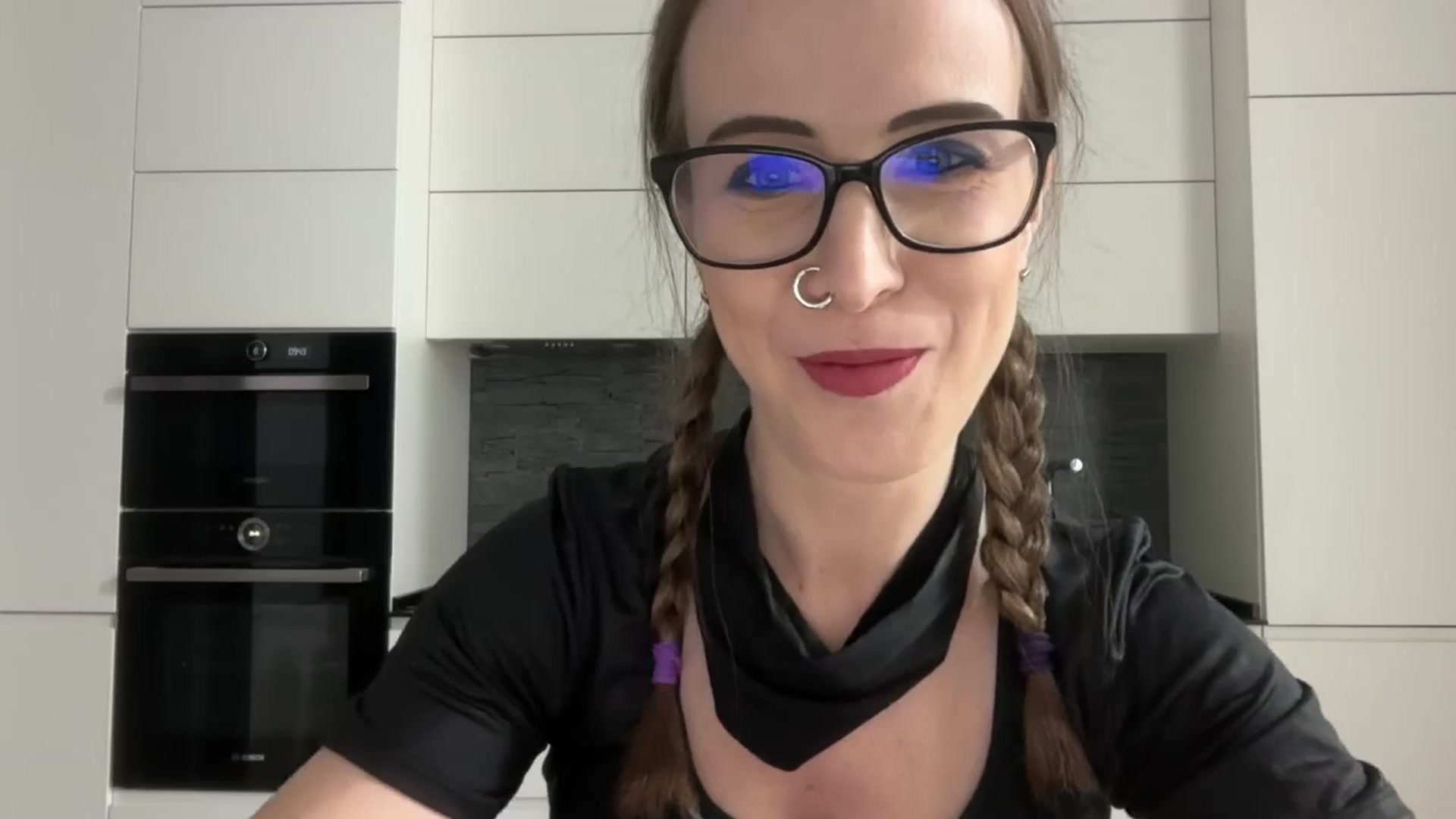 Gallery image thumbnail from Alexys23's myfreecams stream on, 11/02/2025, 18:11 image 1 of 20