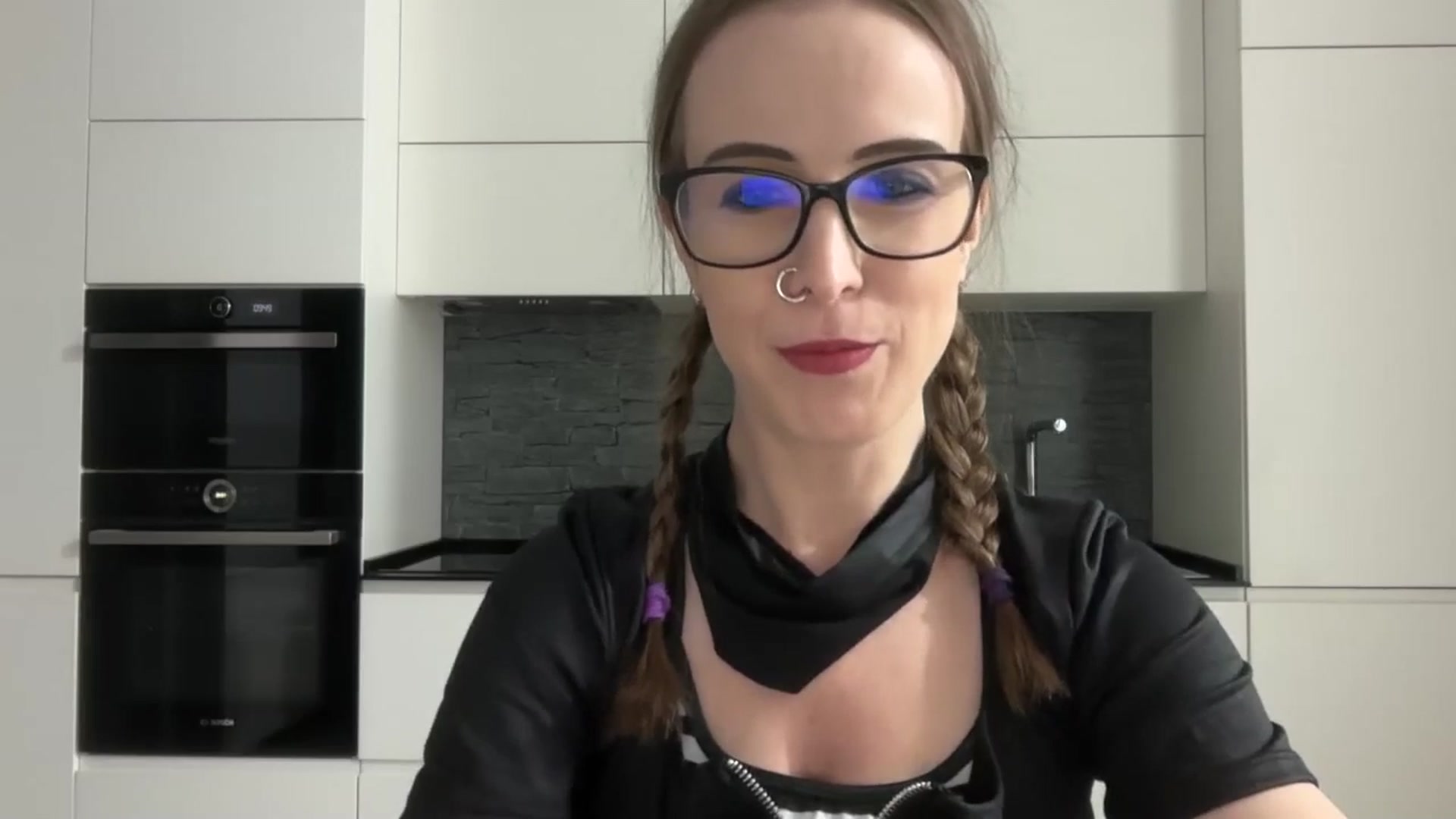 Gallery image thumbnail from Alexys23's myfreecams stream on, 11/02/2025, 18:11 image 6 of 20