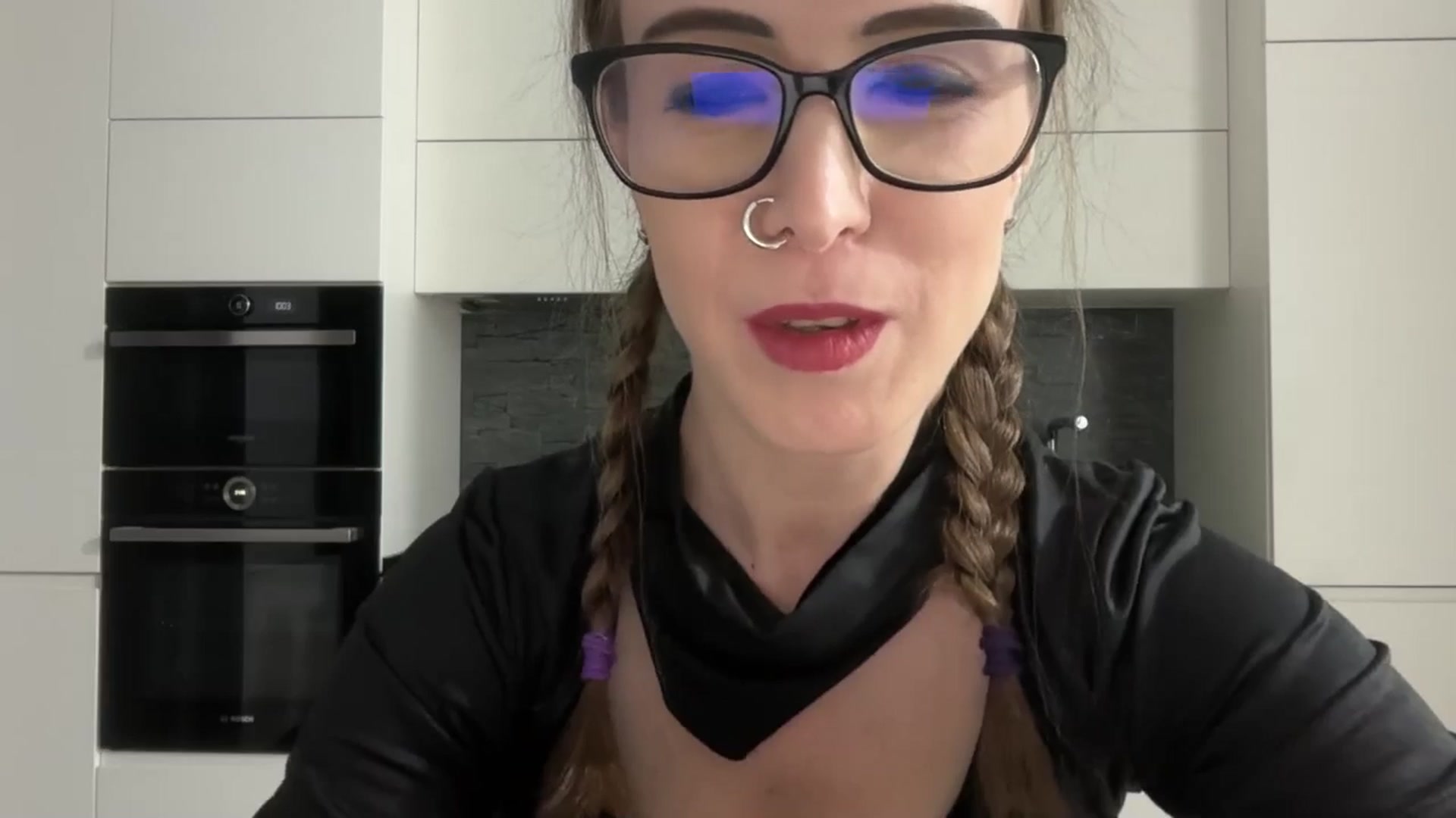 Gallery image thumbnail from Alexys23's myfreecams stream on, 11/02/2025, 18:11 image 18 of 20