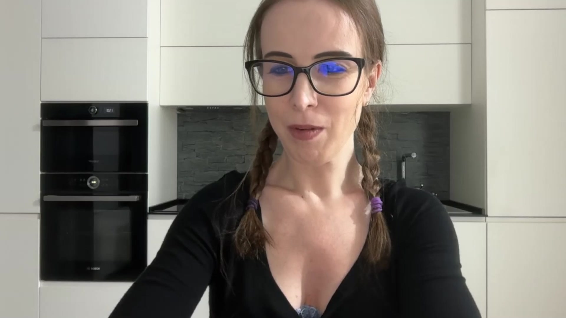 Gallery image thumbnail from Alexys23's myfreecams stream on, 11/23/2025, 19:59 image 3 of 20