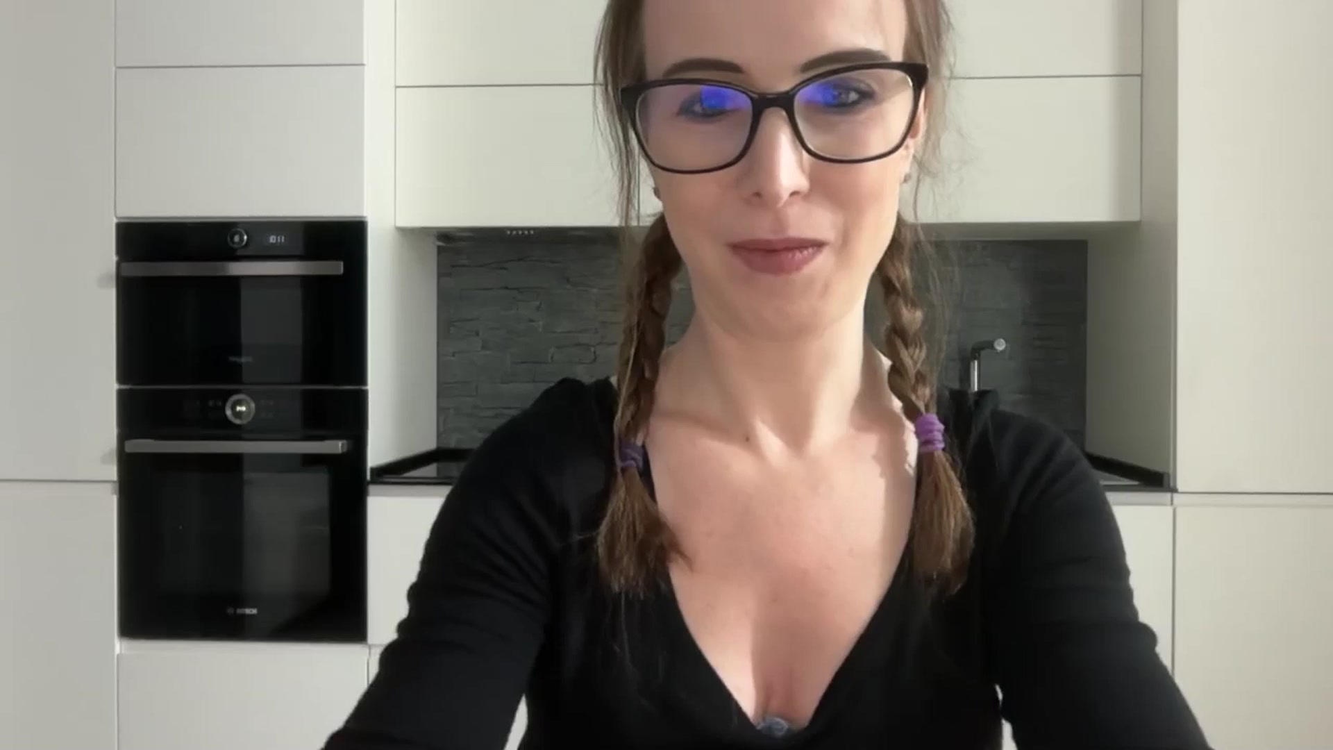 Gallery image thumbnail from Alexys23's myfreecams stream on, 11/23/2025, 19:59 image 1 of 20