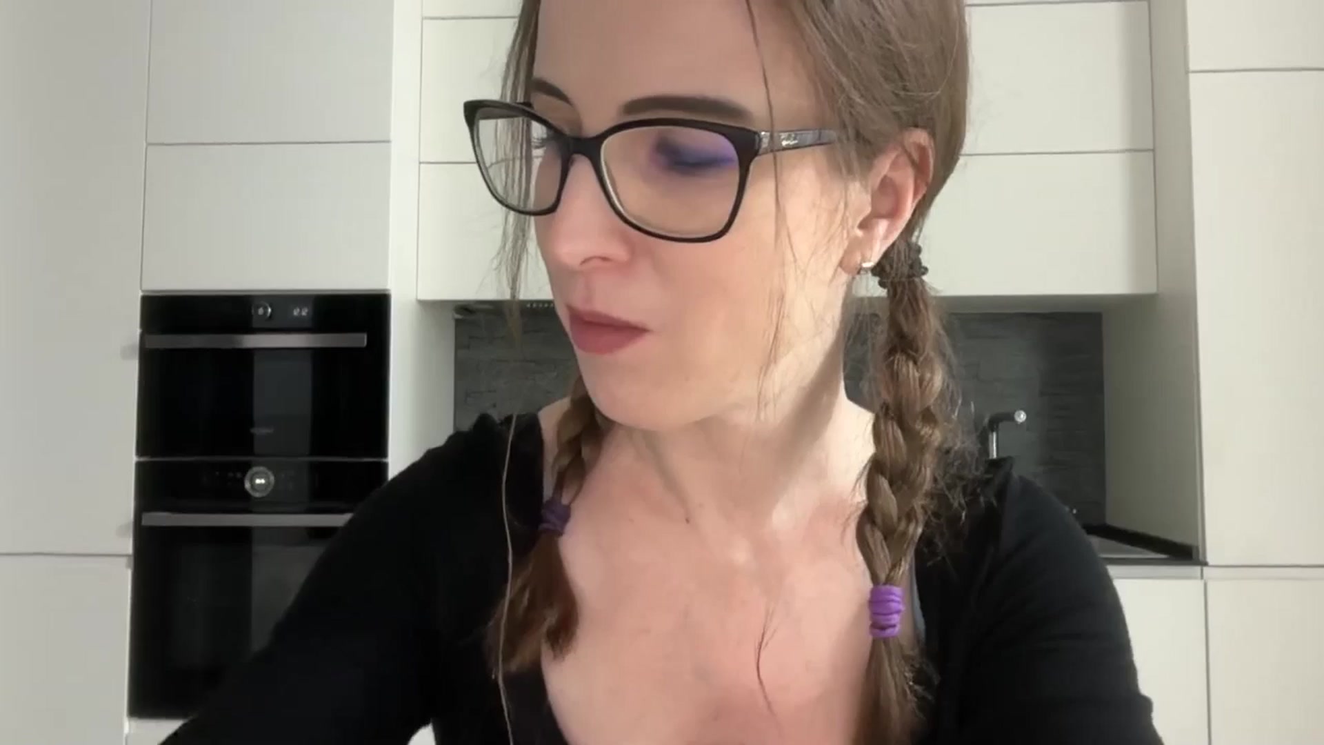 Gallery image thumbnail from Alexys23's myfreecams stream on, 11/23/2025, 21:20 image 1 of 20
