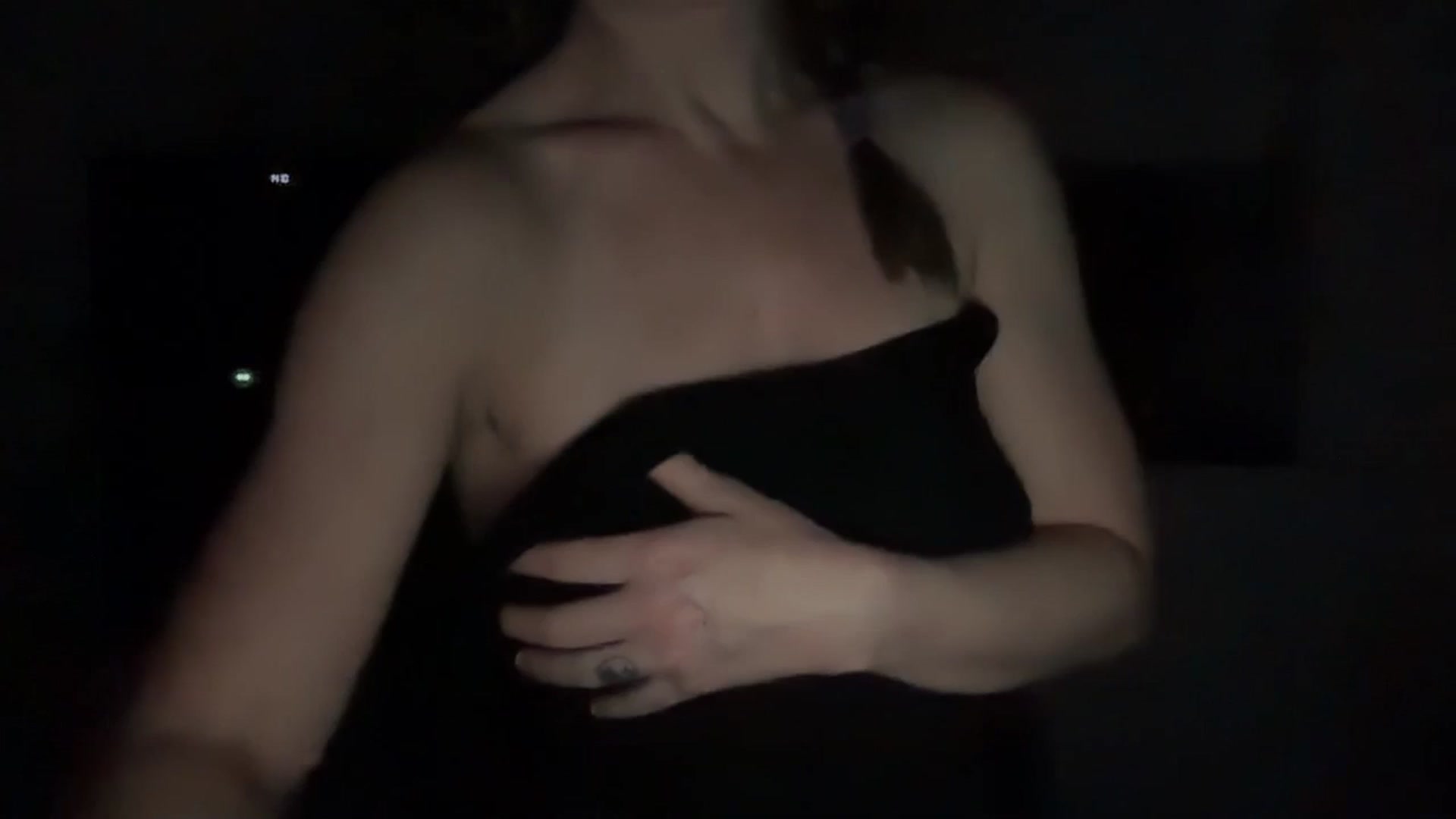 Gallery image thumbnail from Alexys23's myfreecams stream on, 11/23/2025, 22:45 image 1 of 20