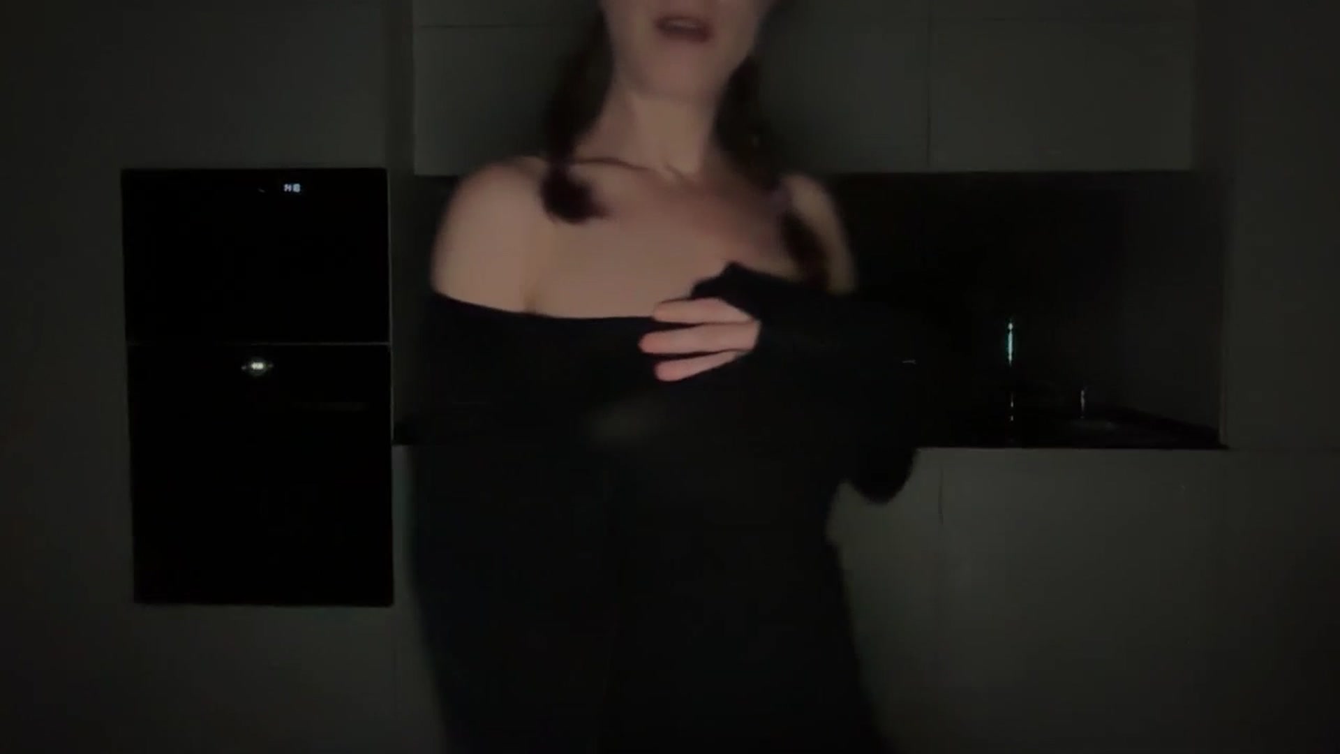 Gallery image thumbnail from Alexys23's myfreecams stream on, 11/23/2025, 22:45 image 6 of 20