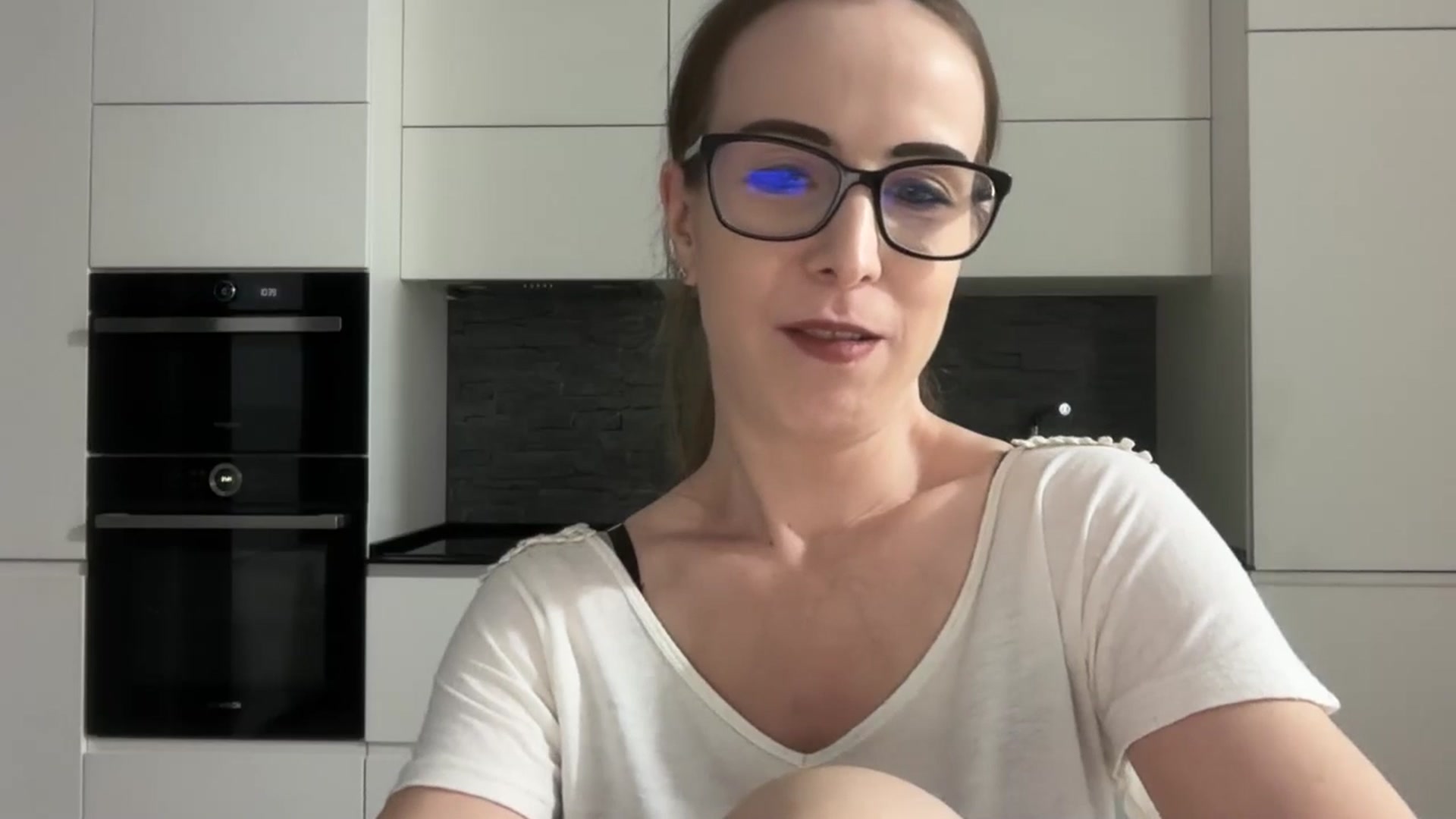 Gallery image thumbnail from Alexys23's myfreecams stream on, 12/07/2025, 19:08 image 8 of 20