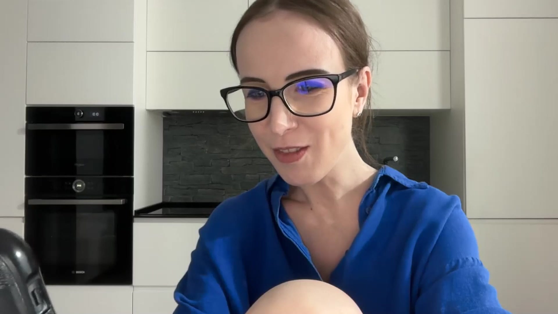 Gallery image thumbnail from Alexys23's myfreecams stream on, 12/28/2025, 21:09 image 2 of 20