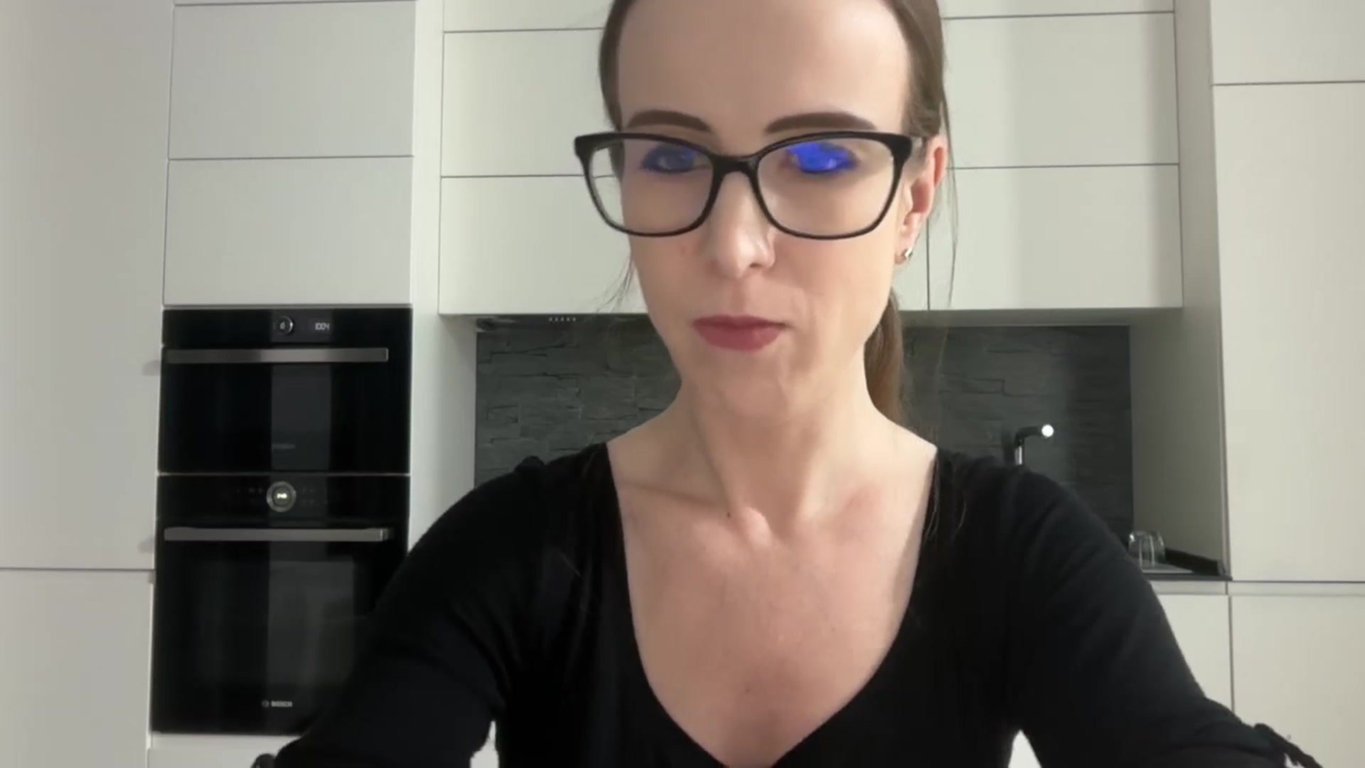 Gallery image thumbnail from Alexys23's myfreecams stream on, 03/22/2026, 18:22 image 10 of 20