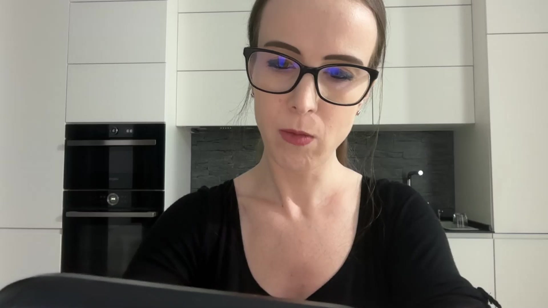 Gallery image thumbnail from Alexys23's myfreecams stream on, 03/22/2026, 18:22 image 15 of 20