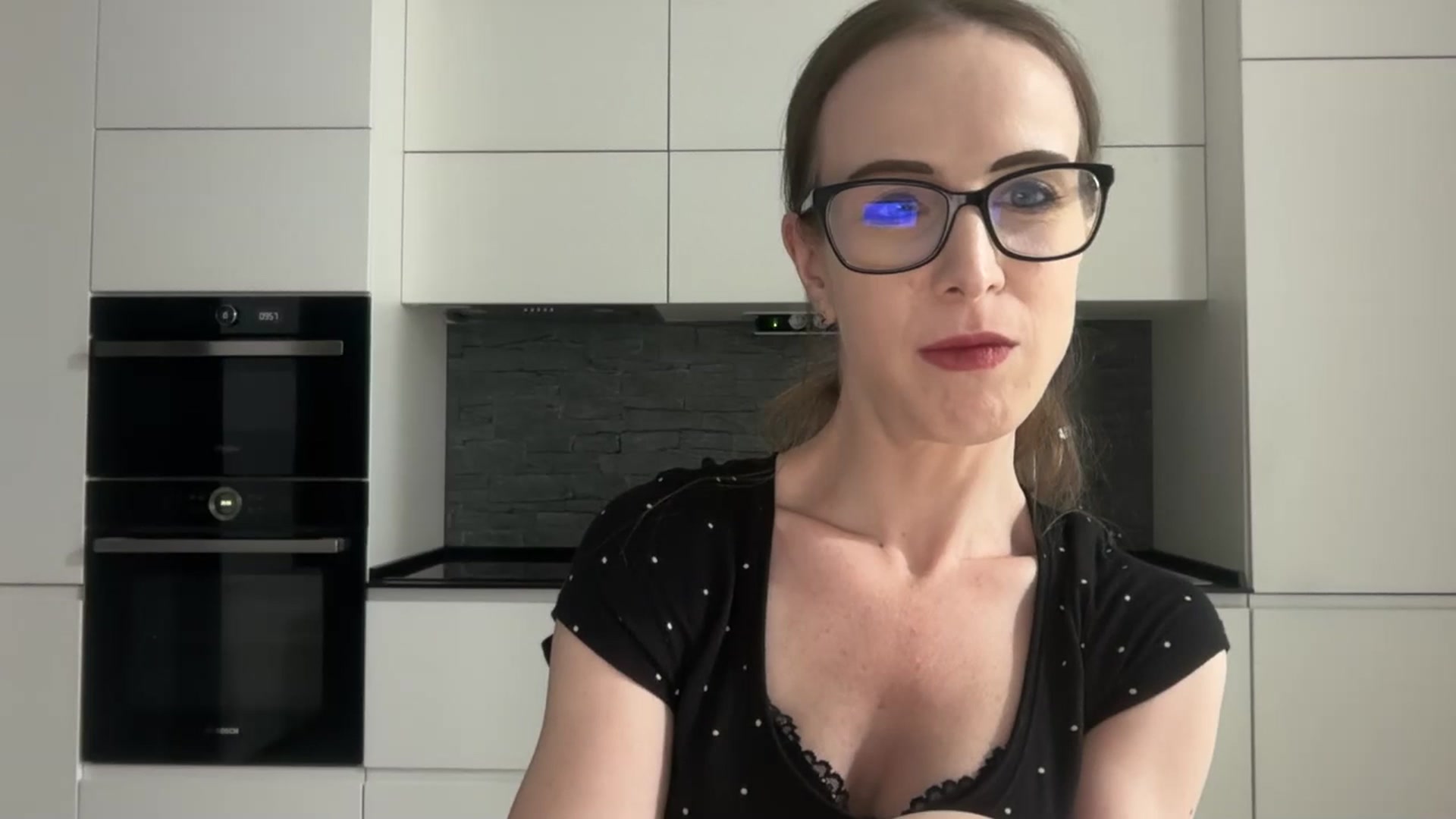 Gallery image thumbnail from Alexys23's myfreecams stream on, 04/19/2026, 18:13 image 9 of 20