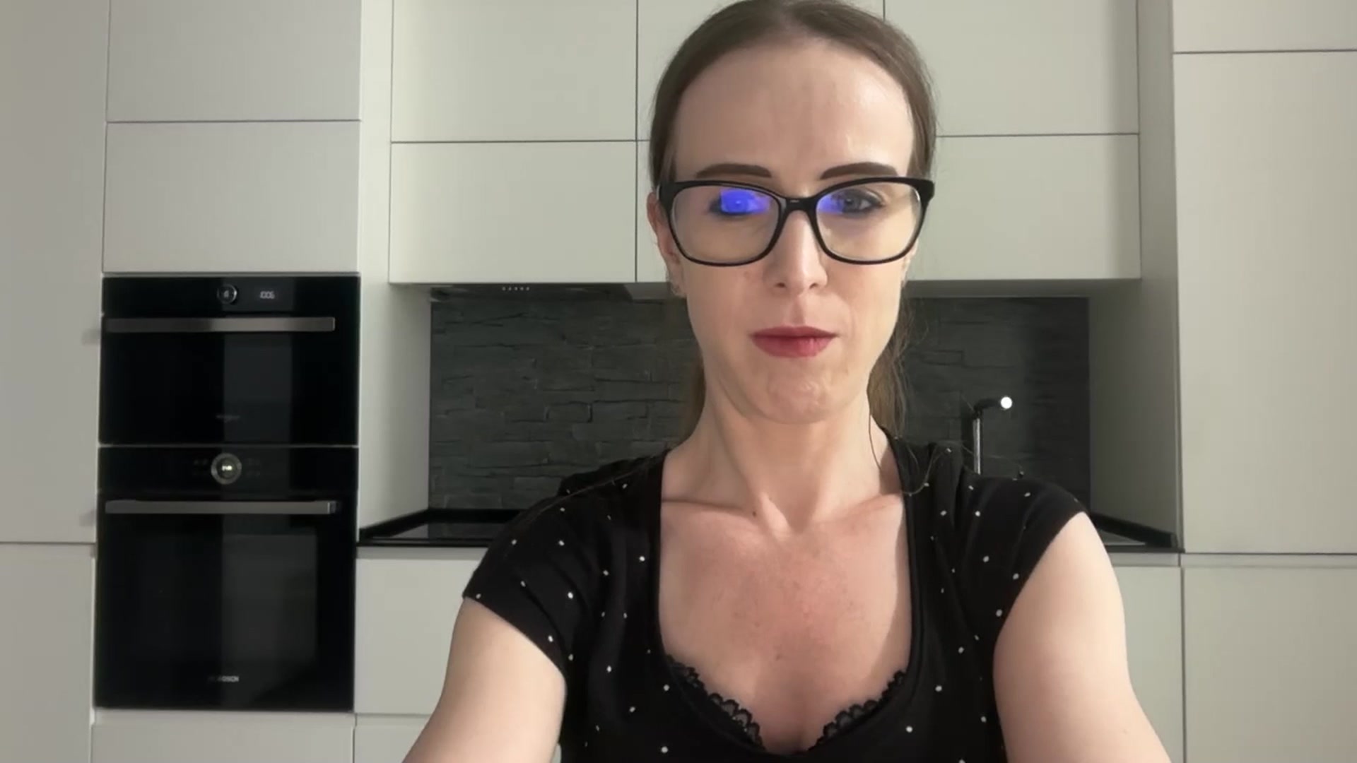 Gallery image thumbnail from Alexys23's myfreecams stream on, 04/19/2026, 18:13 image 18 of 20