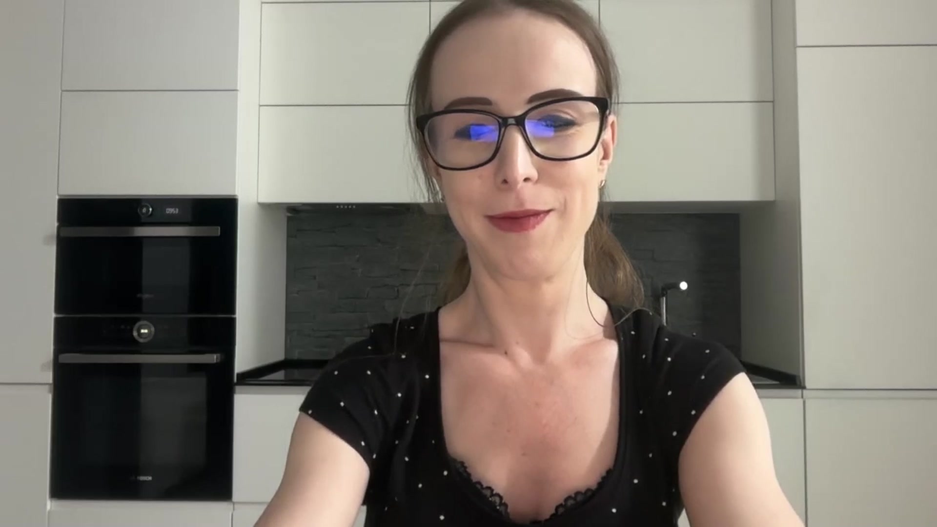 Gallery image thumbnail from Alexys23's myfreecams stream on, 04/19/2026, 18:13 image 5 of 20