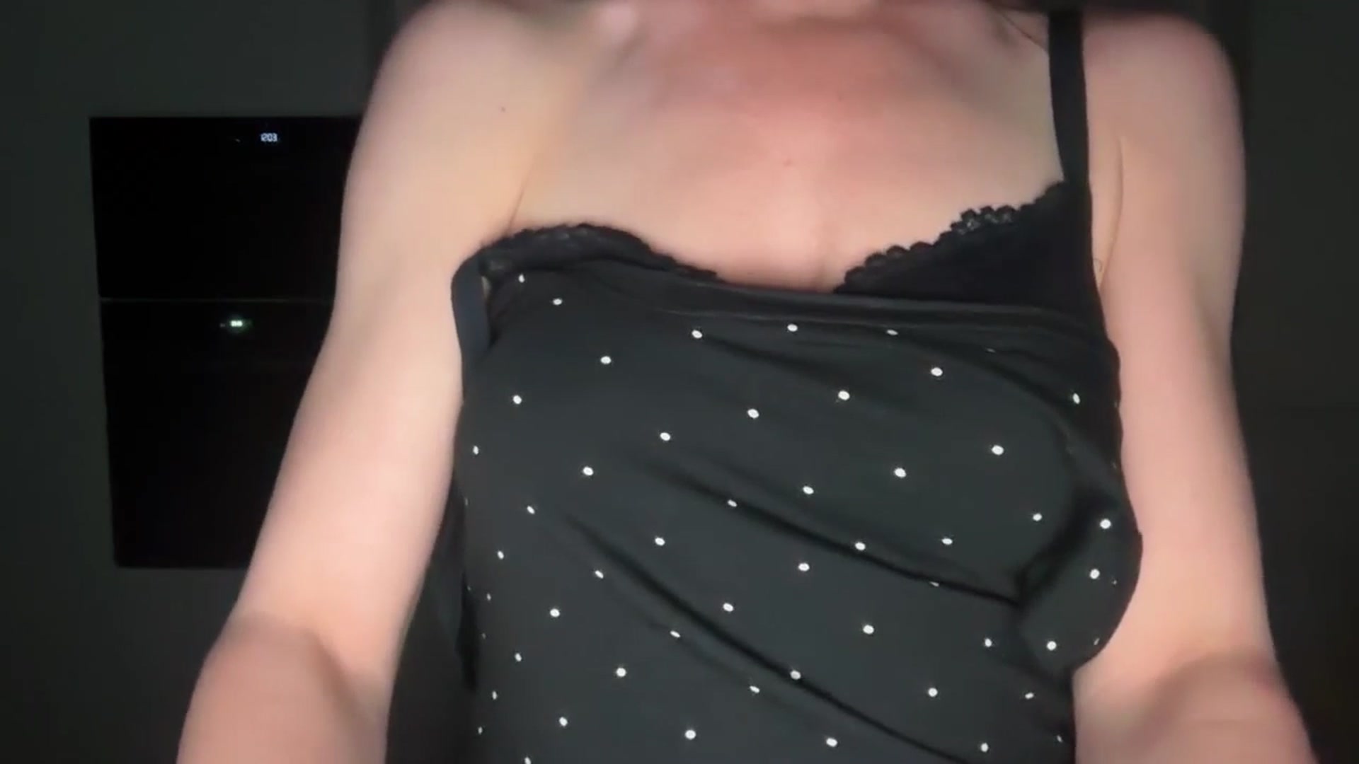 Gallery image thumbnail from Alexys23's myfreecams stream on, 04/19/2026, 20:38 image 4 of 20