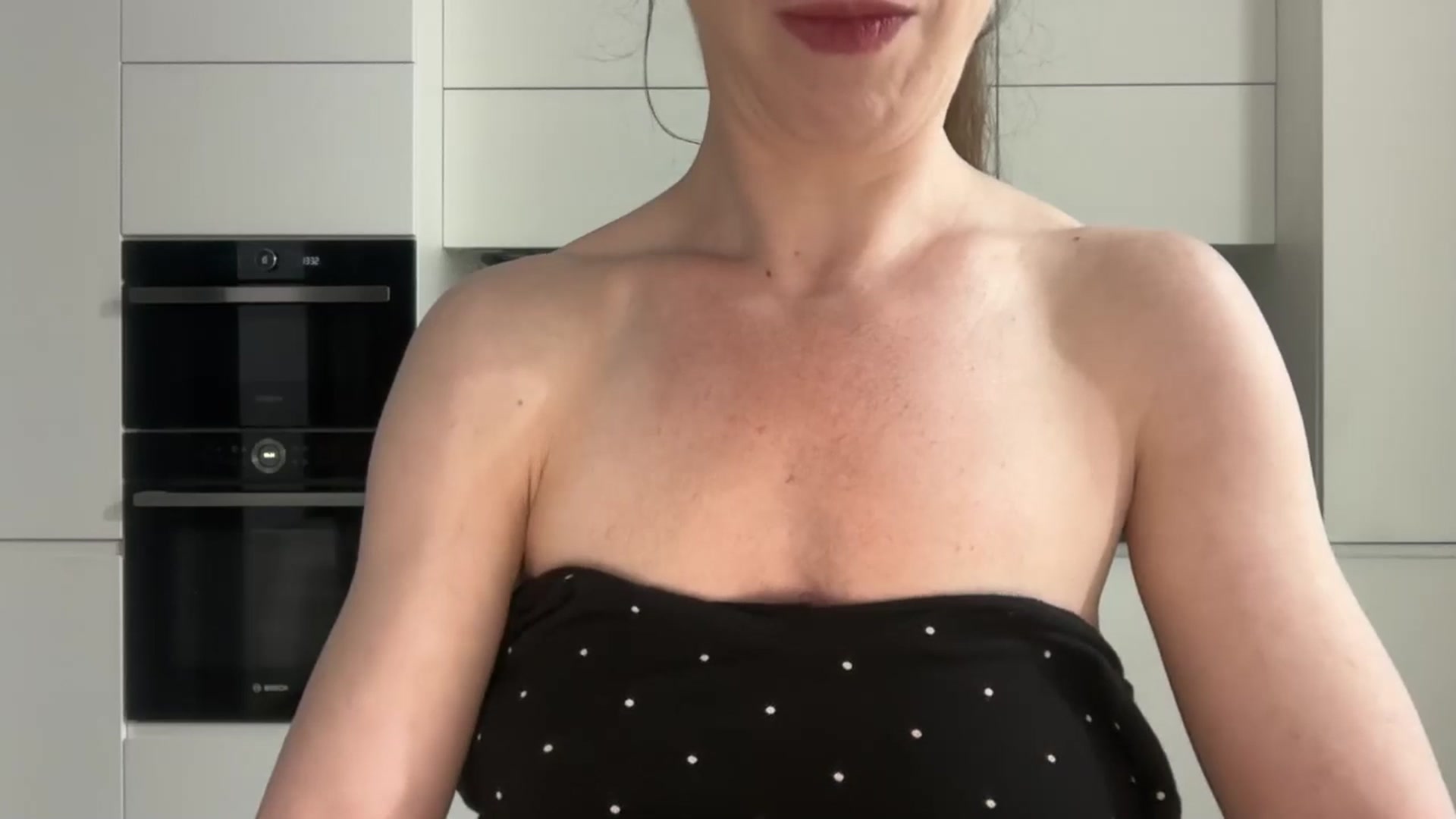 Gallery image thumbnail from Alexys23's myfreecams stream on, 04/19/2026, 21:55 image 12 of 20