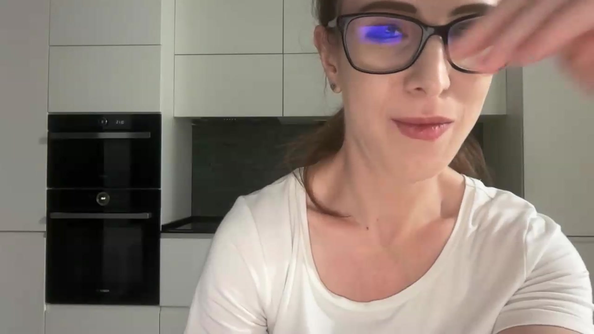 Gallery image thumbnail from Alexys23's myfreecams stream on, 05/17/2026, 20:12 image 6 of 20