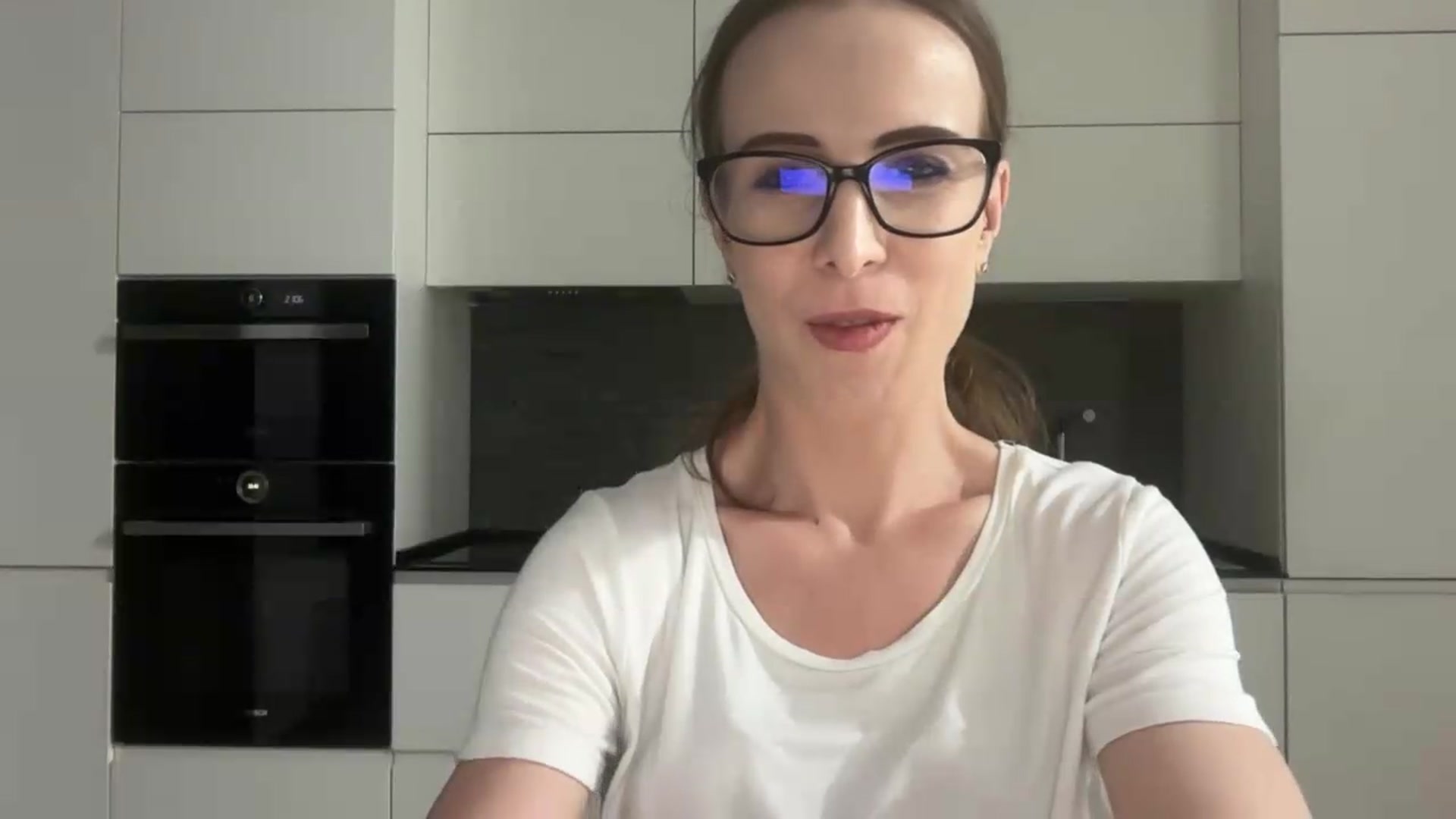 Gallery image thumbnail from Alexys23's myfreecams stream on, 05/17/2026, 20:12 image 3 of 20