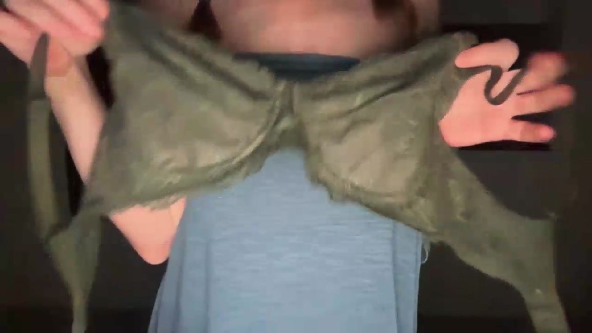 Gallery image thumbnail from Alexys23's myfreecams stream on, 05/31/2026, 21:47 image 15 of 20