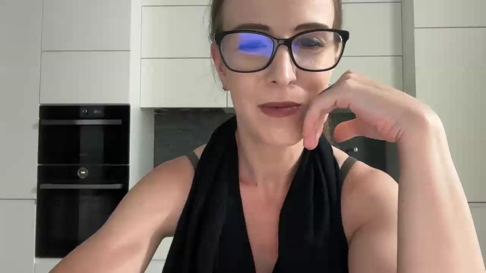 Gallery image thumbnail from Alexys23's myfreecams stream on, 08/23/2026, 19:56 image 1 of 20