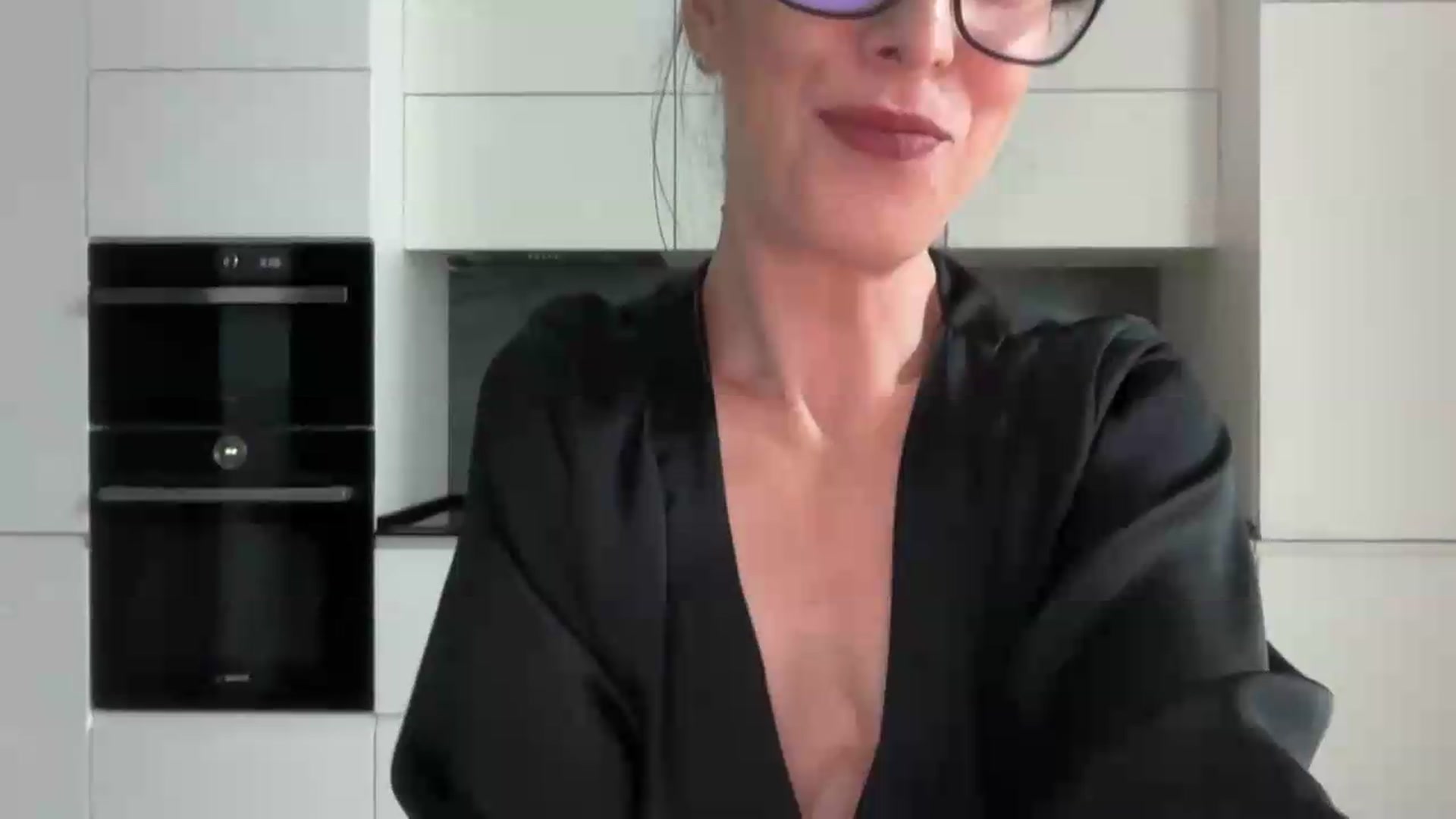 Gallery image thumbnail from Alexys23's myfreecams stream on, 09/27/2026, 21:53 image 17 of 20