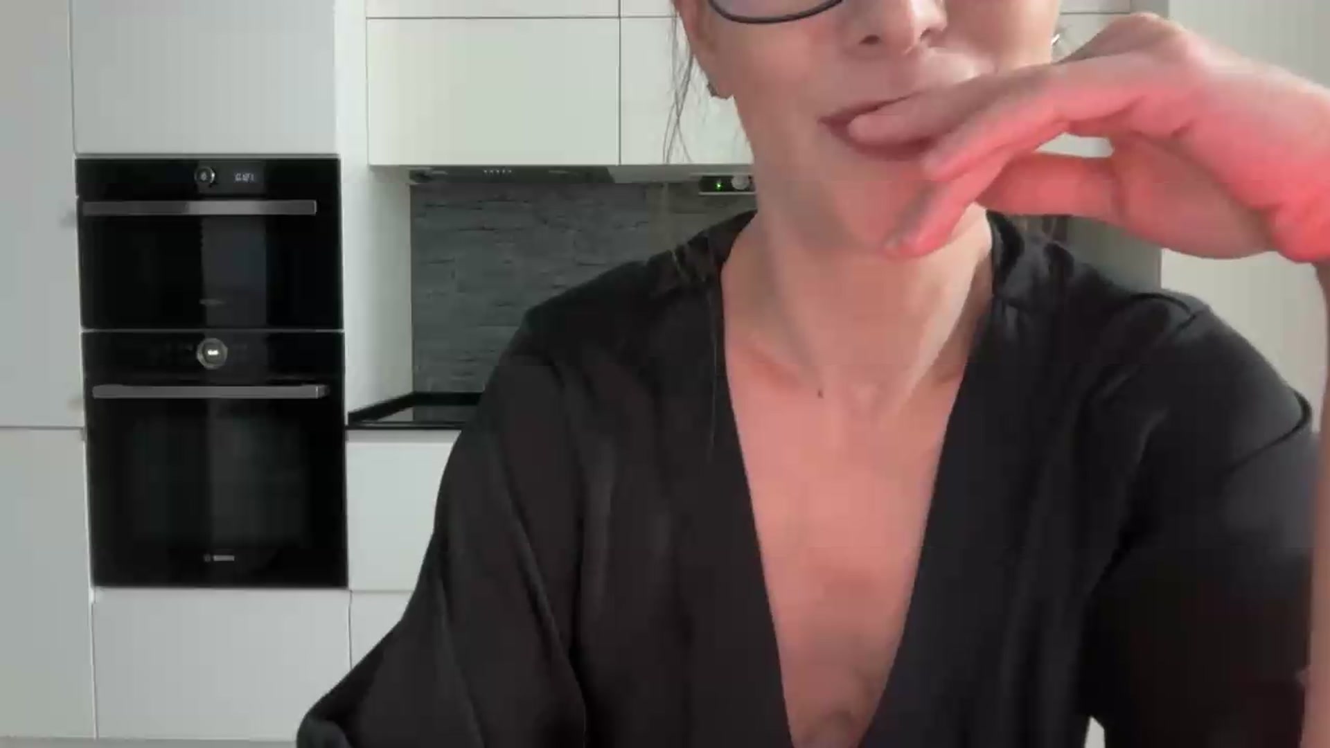Gallery image thumbnail from Alexys23's myfreecams stream on, 09/27/2026, 21:53 image 19 of 20