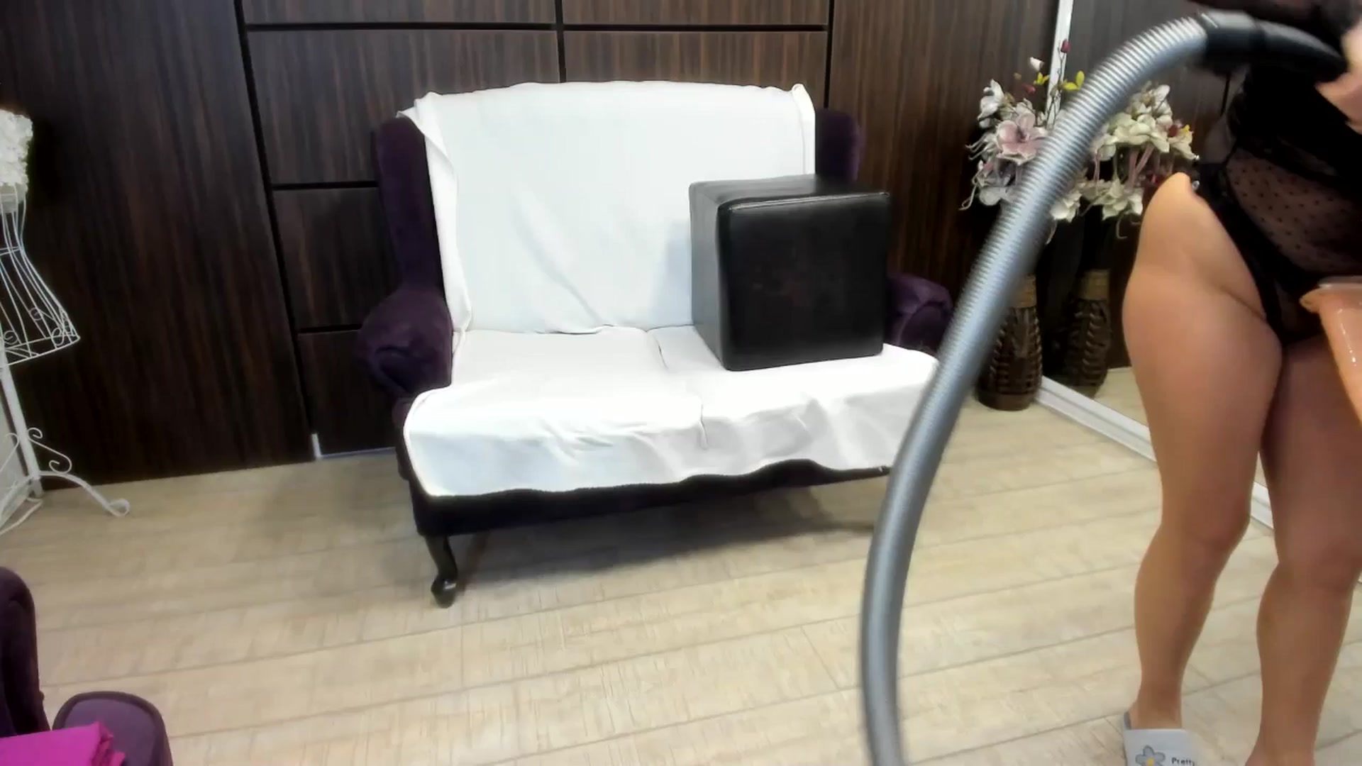 Gallery image thumbnail from Alfawoman_'s myfreecams stream on, 05/21/2025, 08:42 image 19 of 20