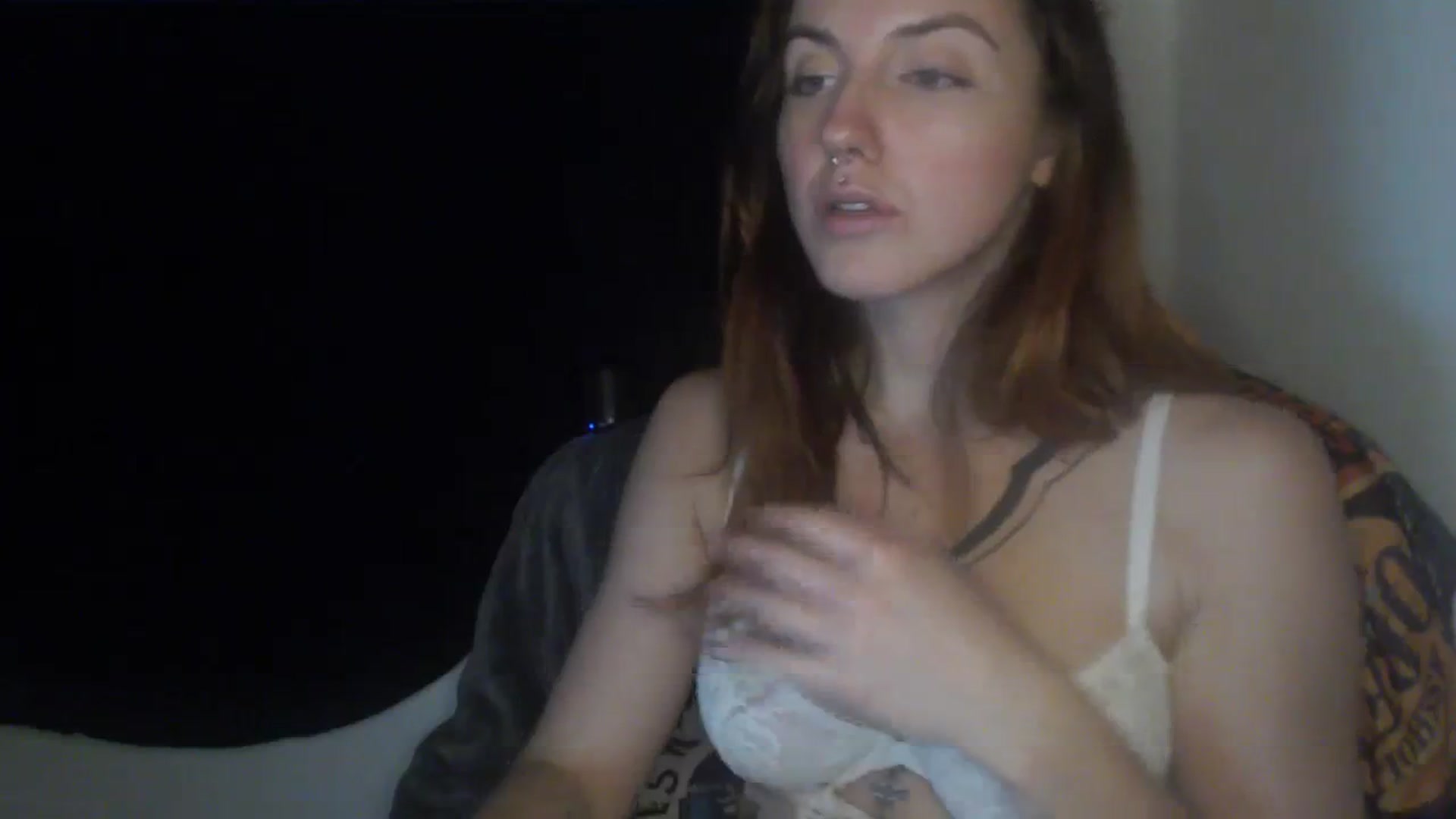 Gallery image thumbnail from Alhora's myfreecams stream on, 02/04/2024, 11:41 image 2 of 20