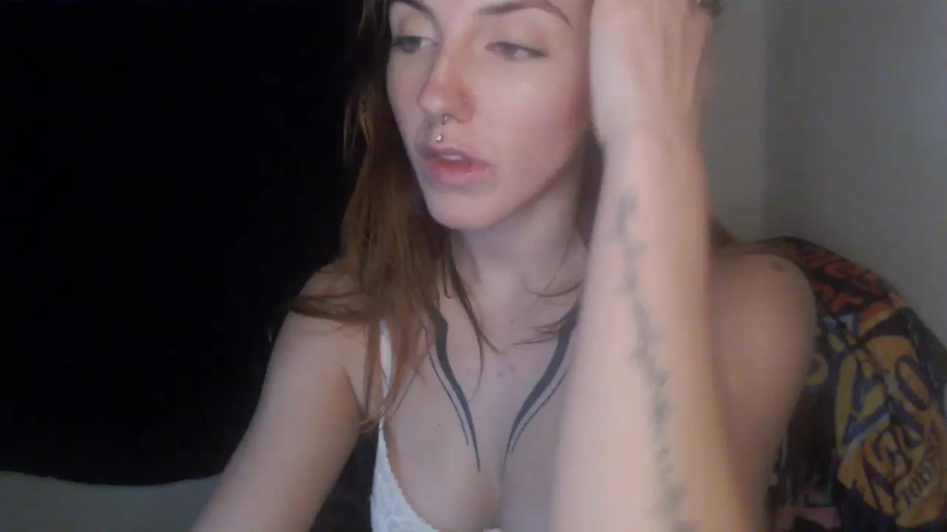 Gallery image thumbnail from Alhora's myfreecams stream on, 02/04/2024, 11:41 image 1 of 20