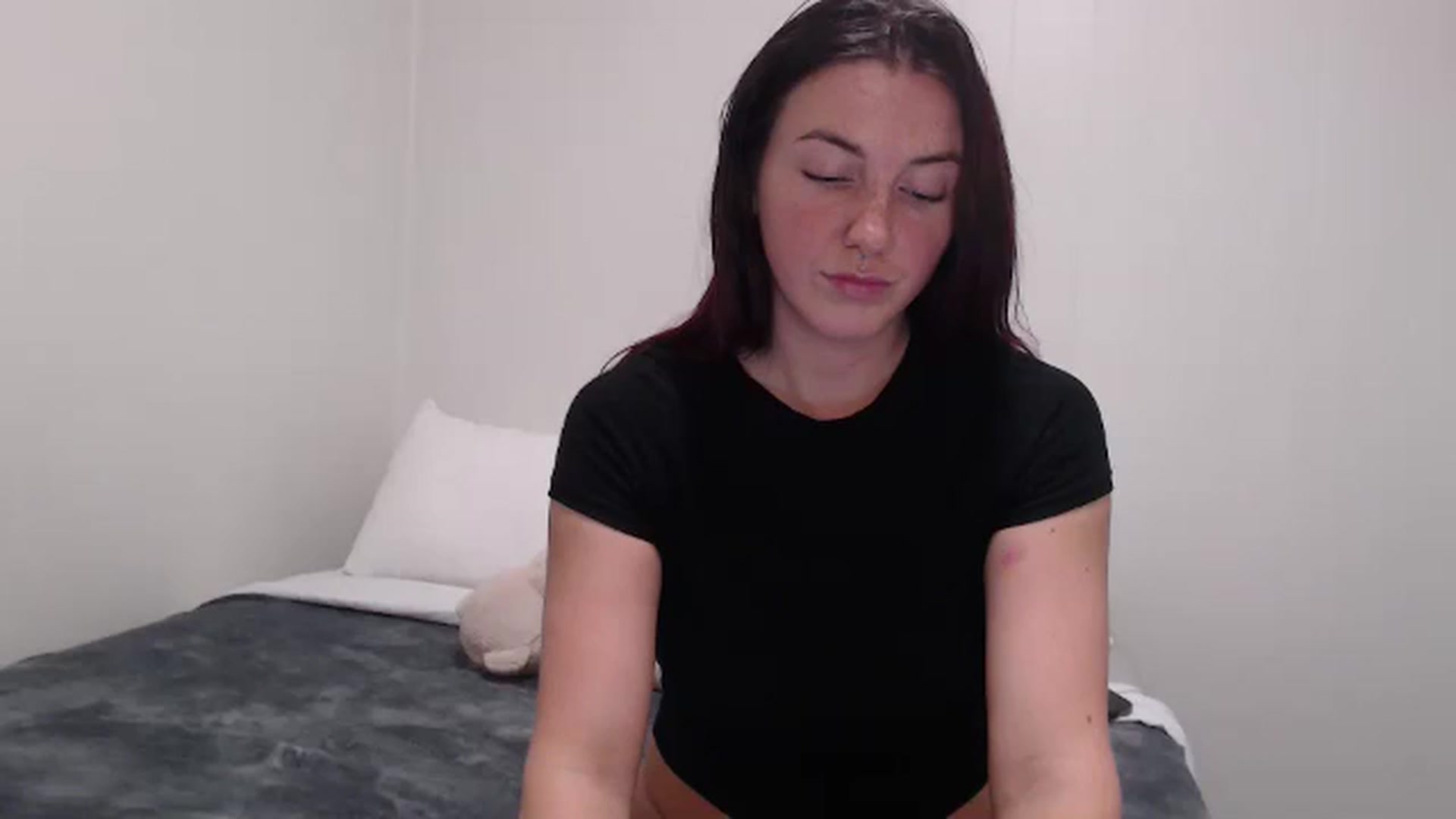 Gallery image thumbnail from Alhora's myfreecams stream on, 11/18/2024, 10:03 image 6 of 20