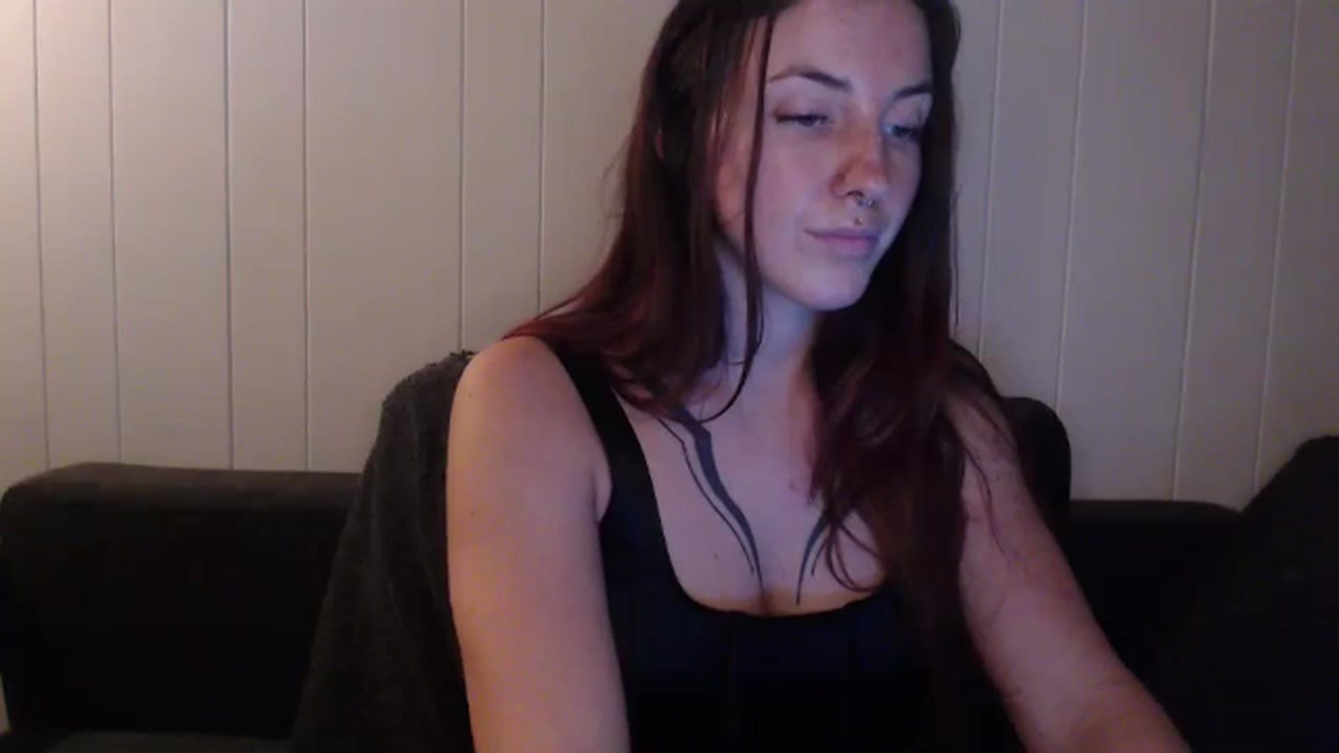 Gallery image thumbnail from Alhora's myfreecams stream on, 12/05/2024, 06:22 image 11 of 20