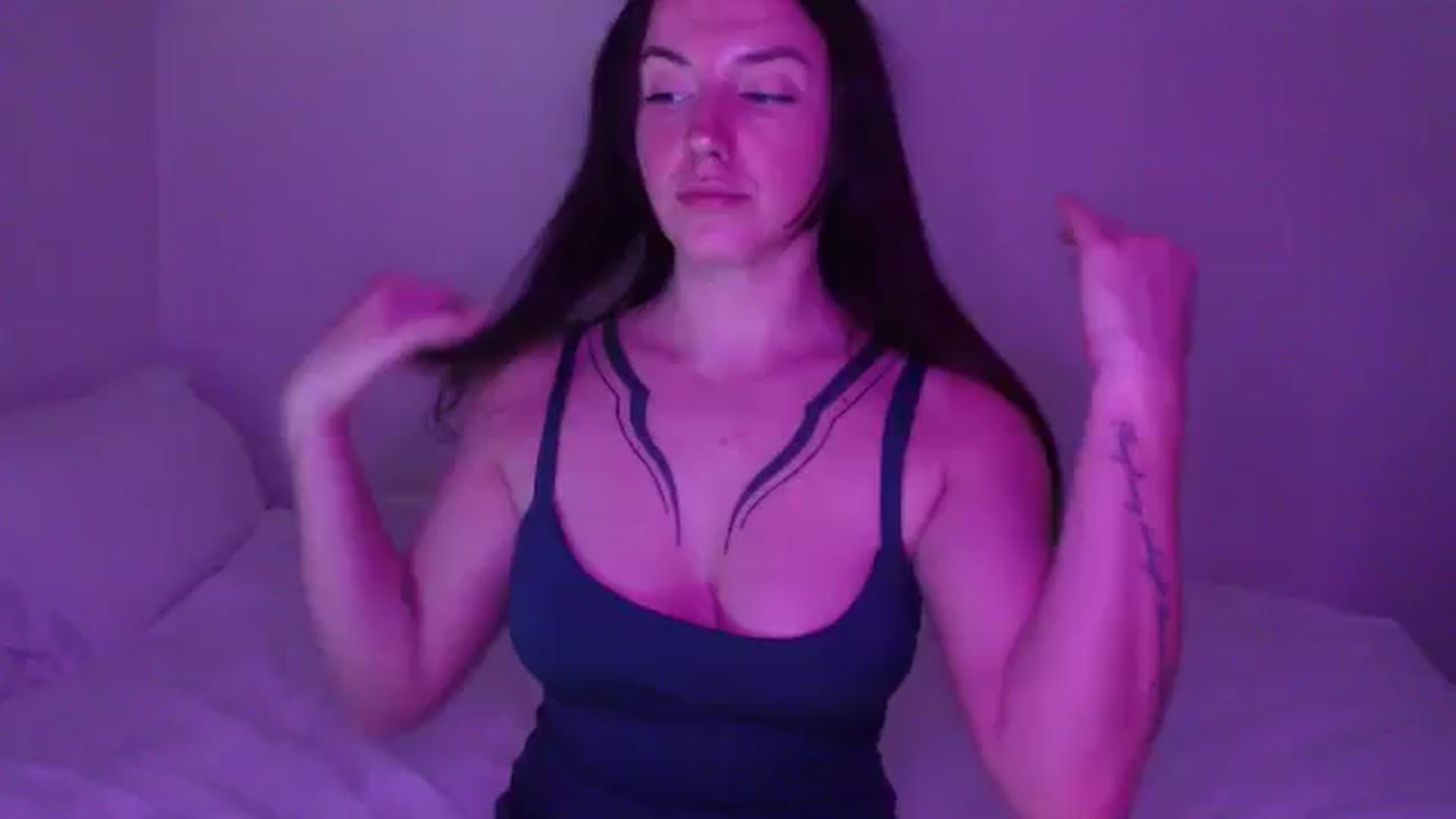 Gallery image thumbnail from Alhora's myfreecams stream on, 01/29/2025, 09:14 image 1 of 20