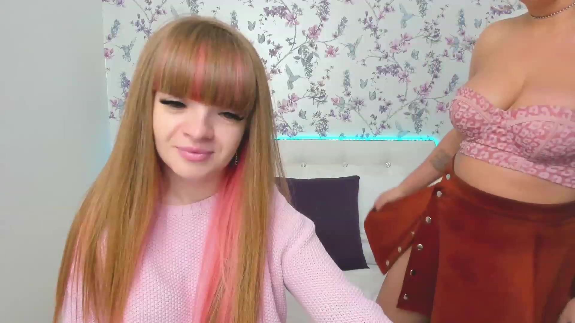 Gallery image thumbnail from AliCooper_'s myfreecams stream on, 11/25/2022, 13:47 image 16 of 20