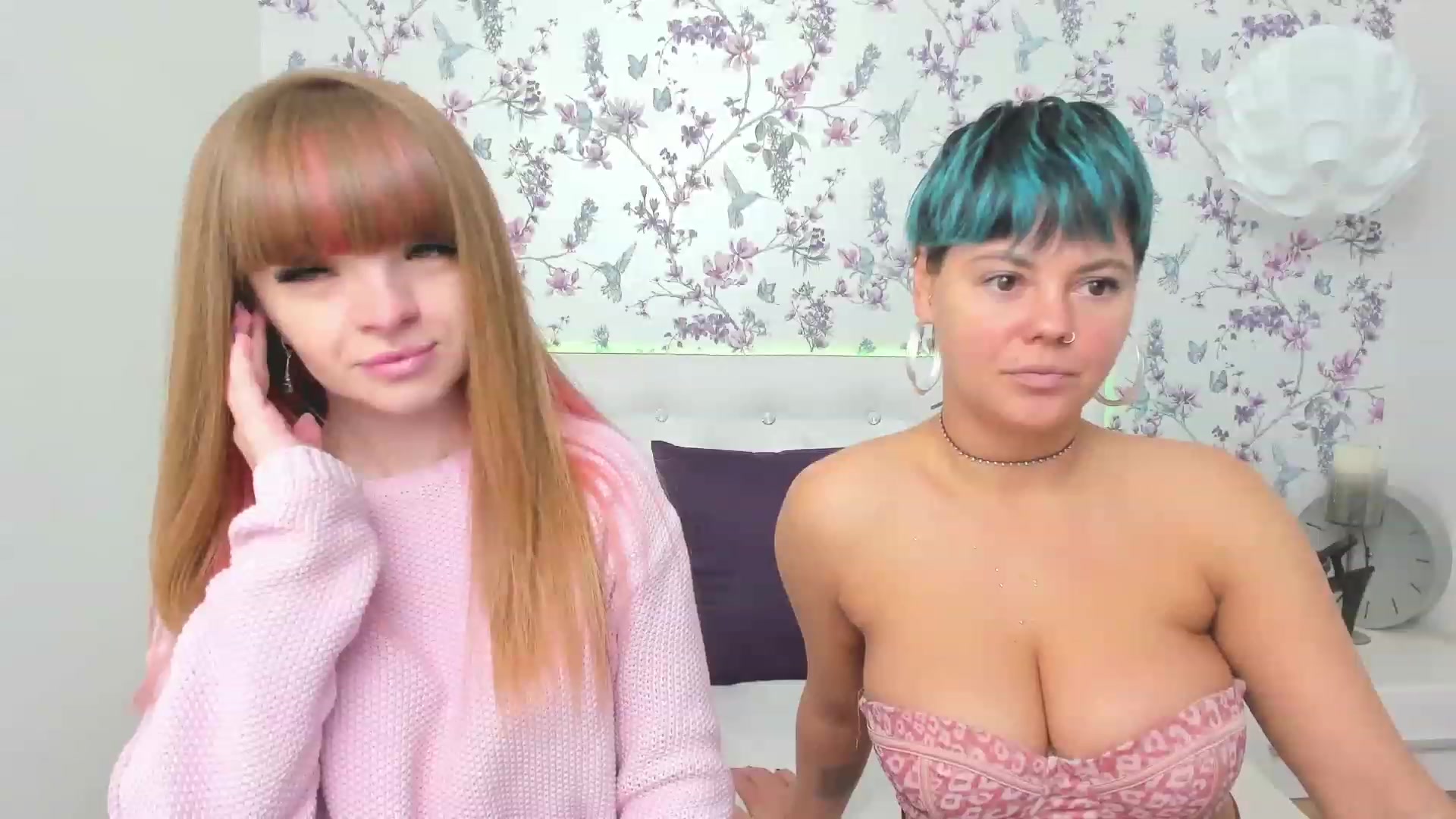 Gallery image thumbnail from AliCooper_'s myfreecams stream on, 11/25/2022, 13:47 image 6 of 20