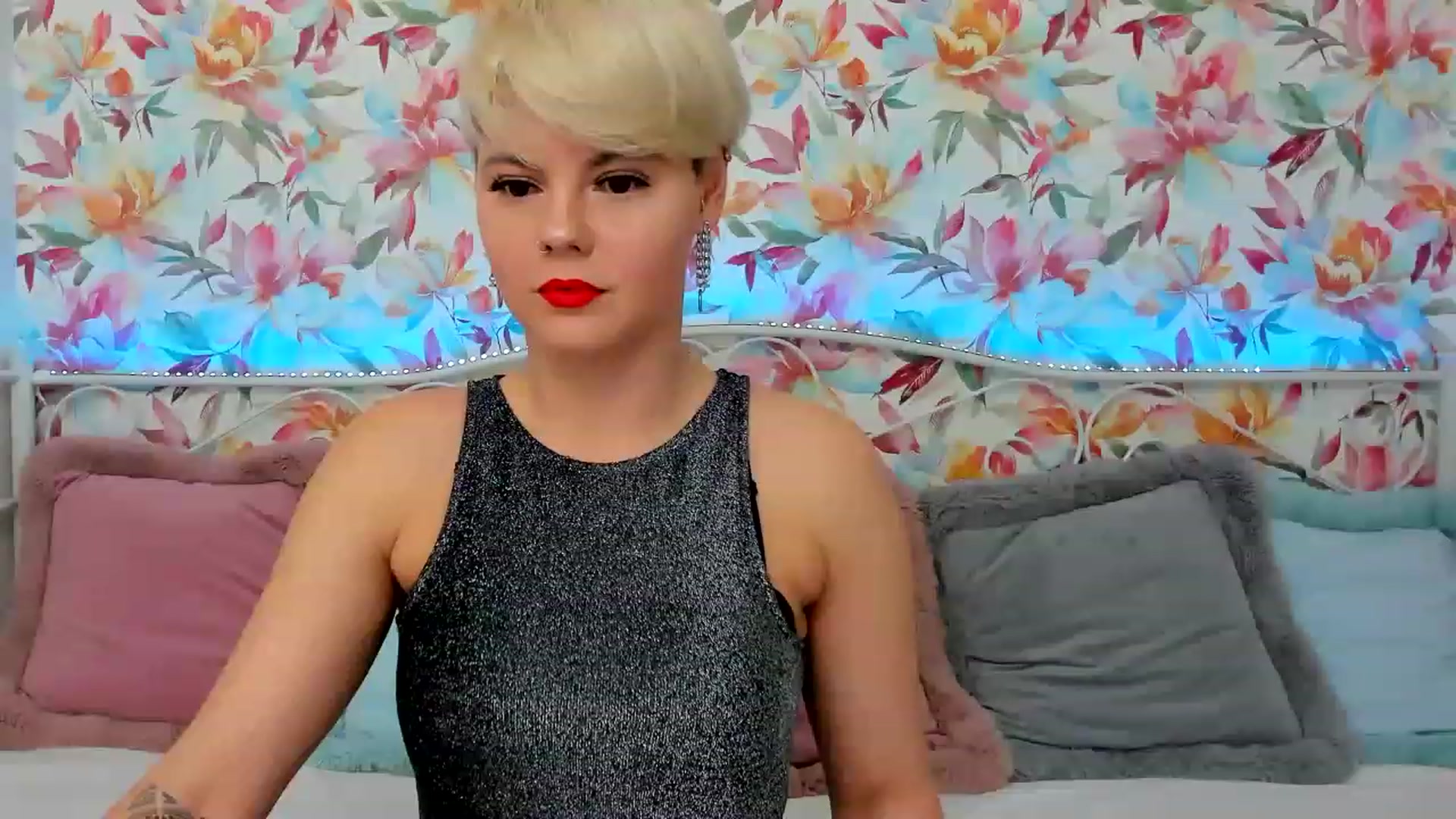 Gallery image thumbnail from AliCooper_'s myfreecams stream on, 04/16/2023, 16:03 image 2 of 20