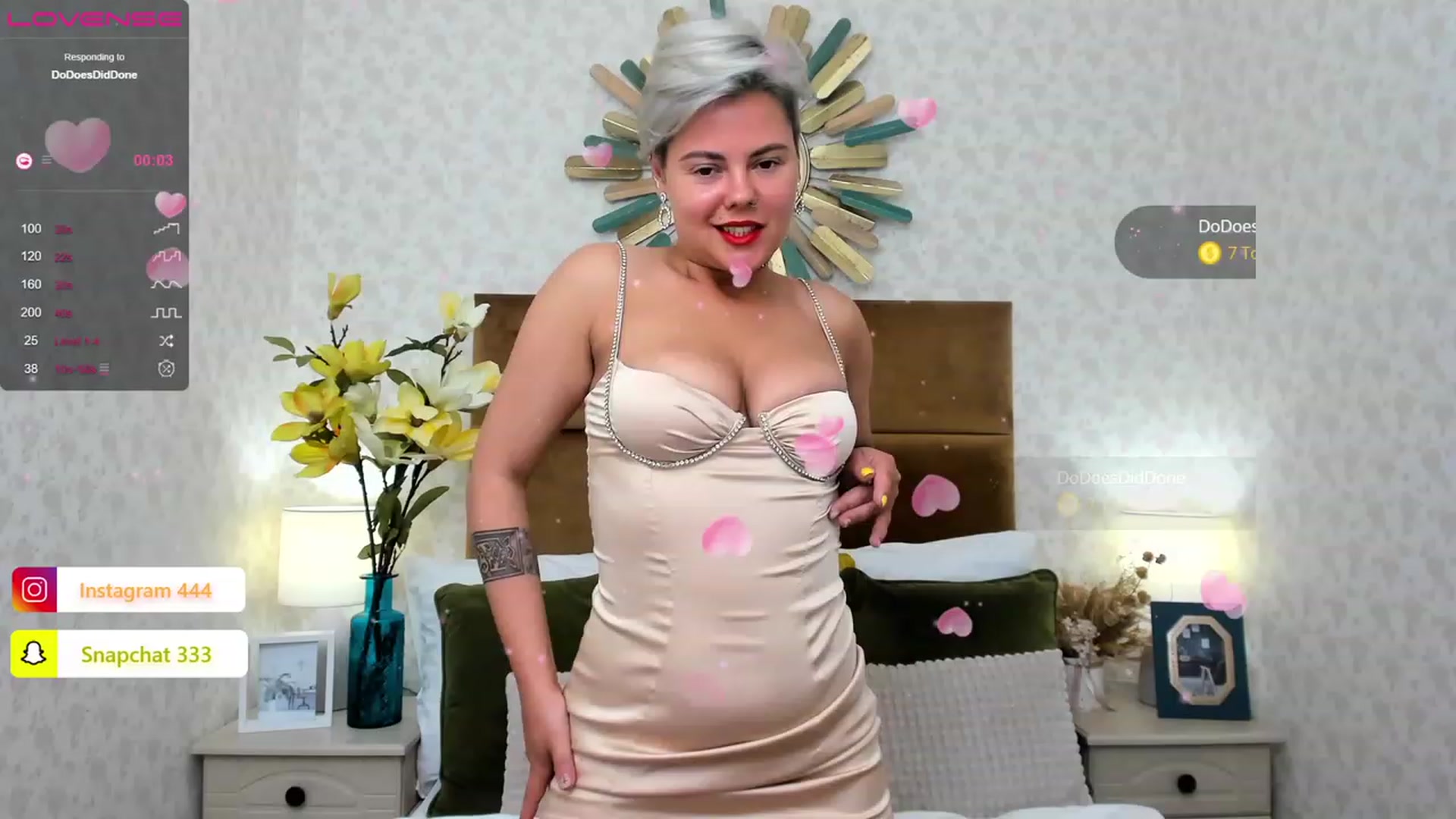 Gallery image thumbnail from AliCooper_'s myfreecams stream on, 06/15/2023, 09:11 image 15 of 20