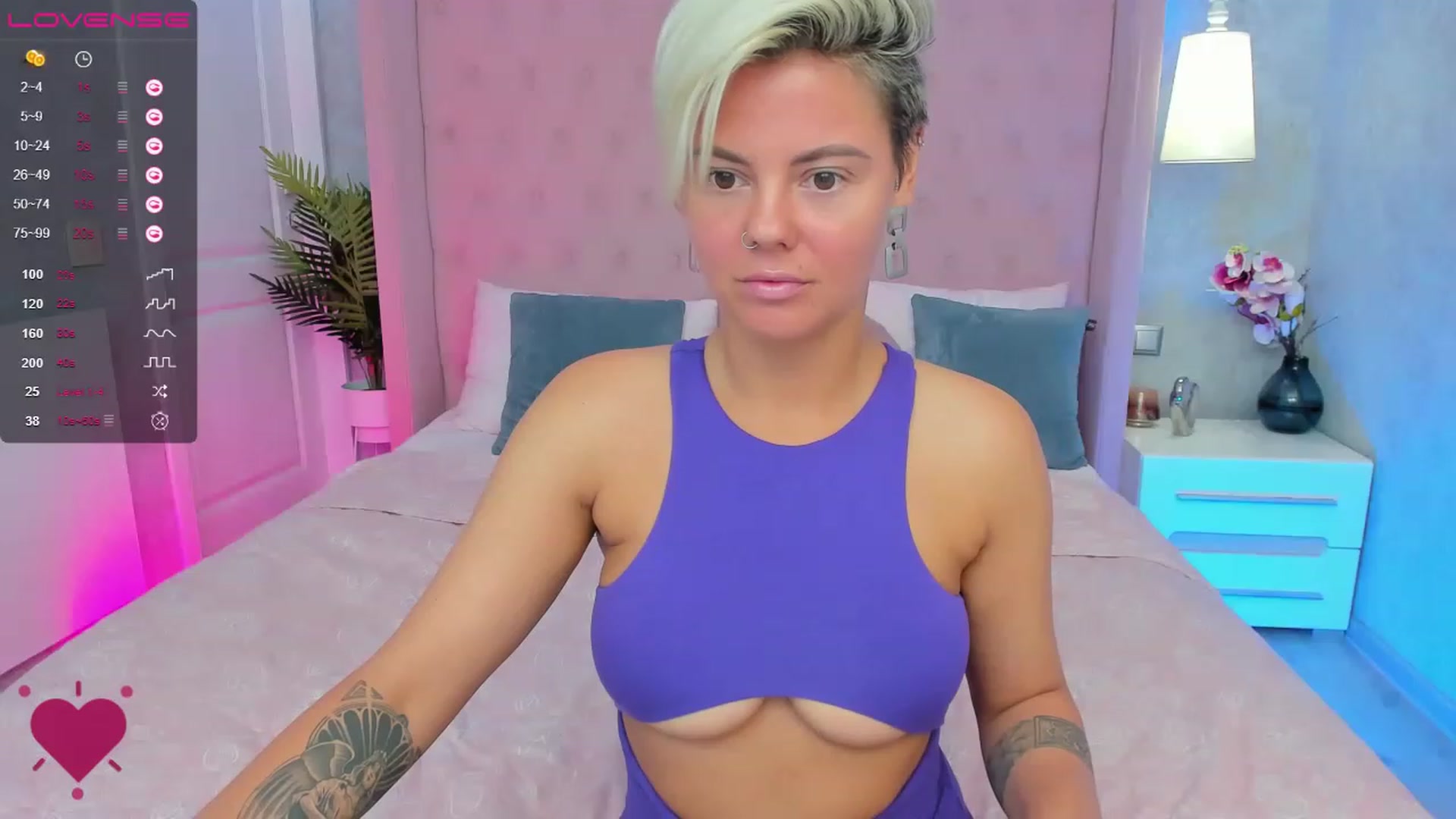Gallery image thumbnail from AliCooper_'s myfreecams stream on, 07/23/2023, 08:08 image 15 of 20